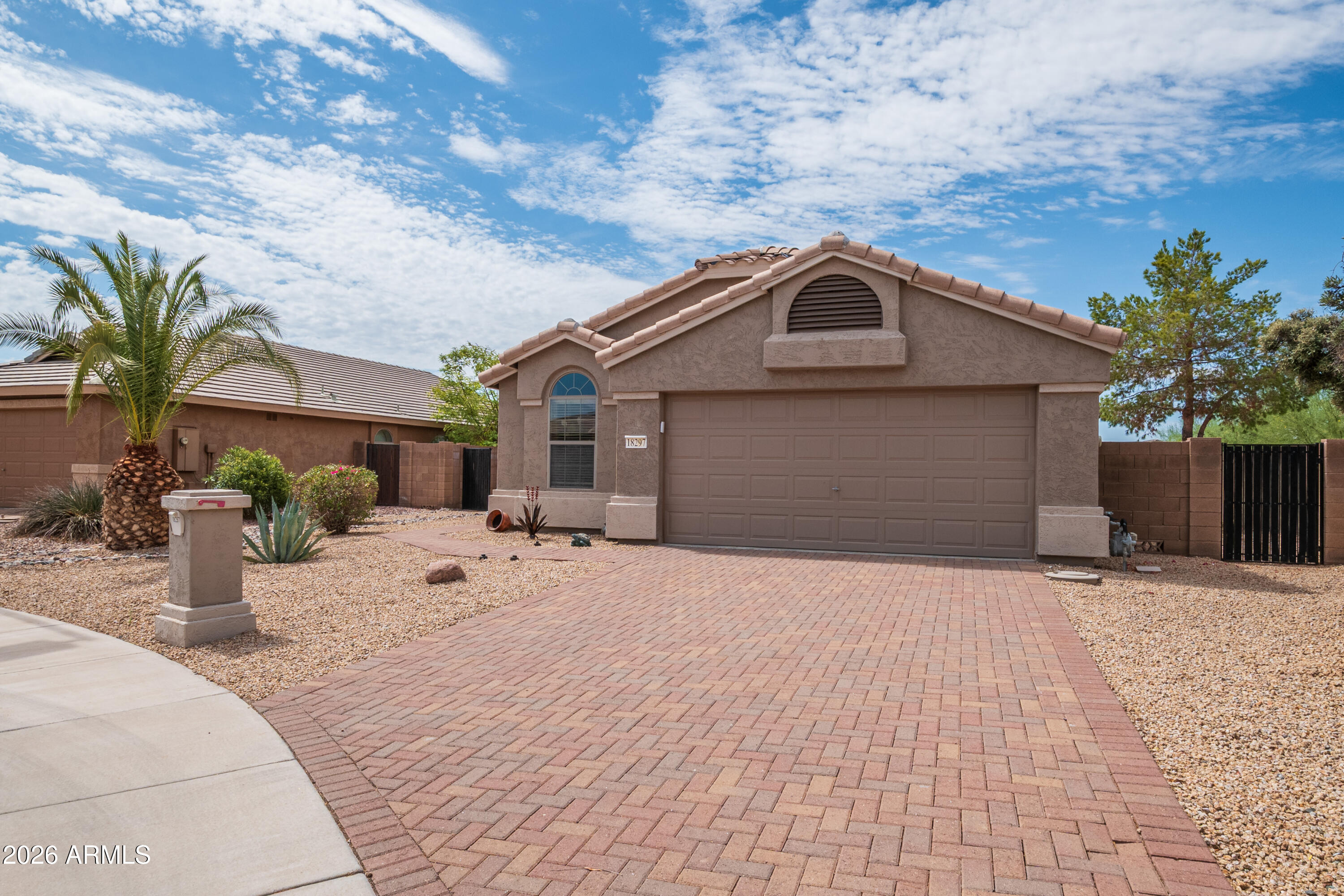 18297 W SPENCER Drive