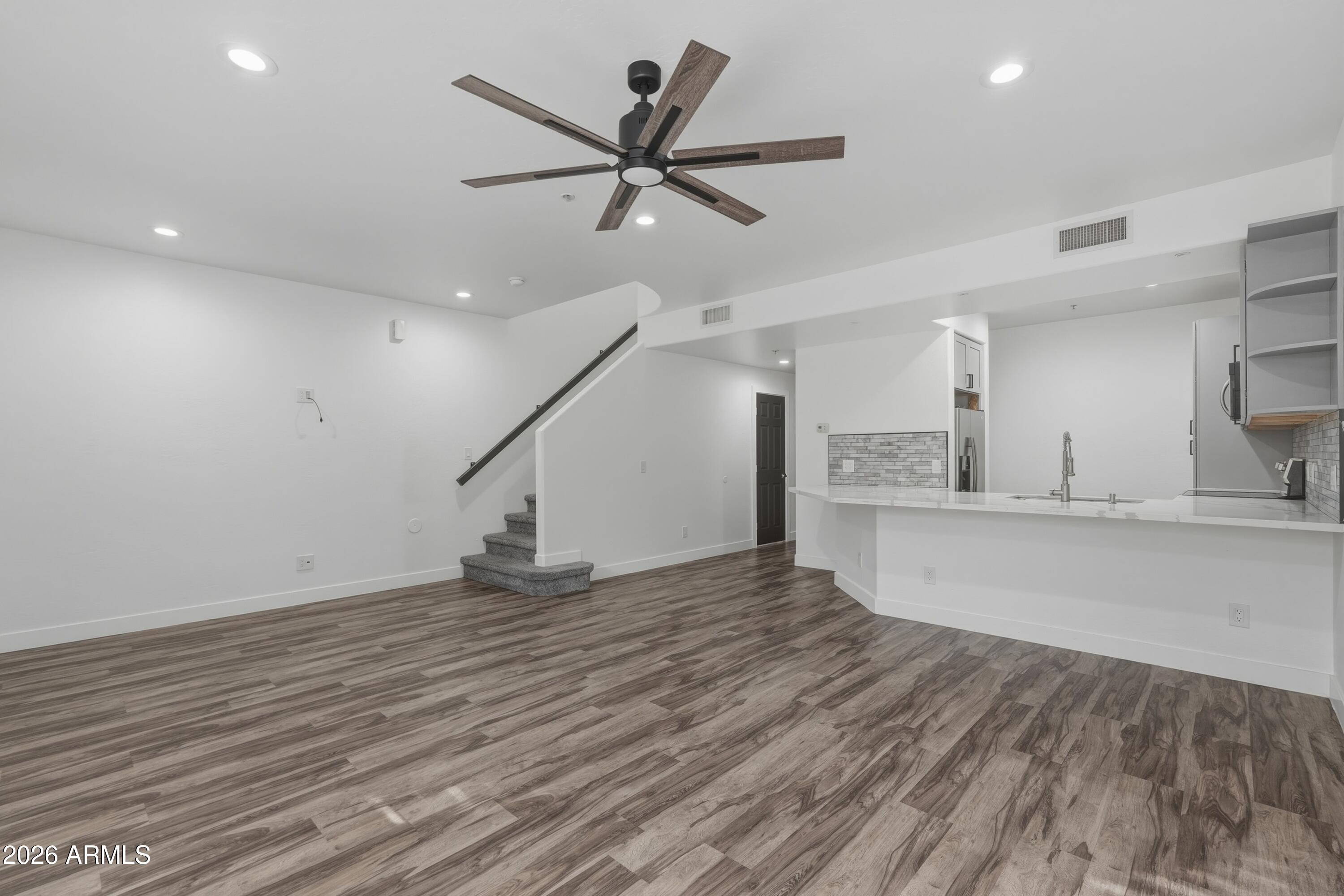 21655 N 36TH Avenue 119