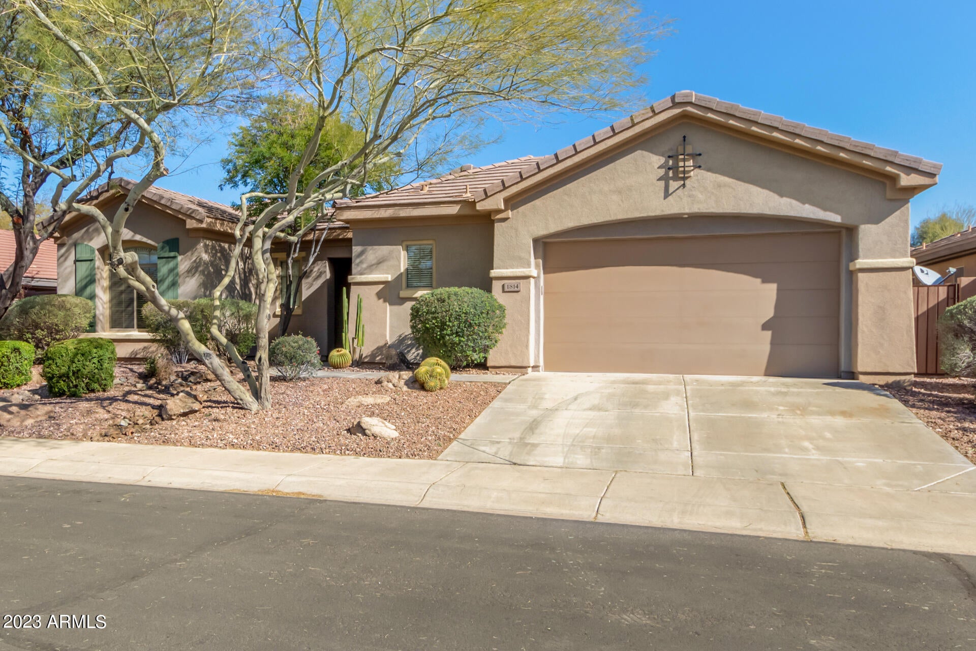 1814 W Wayne Lane