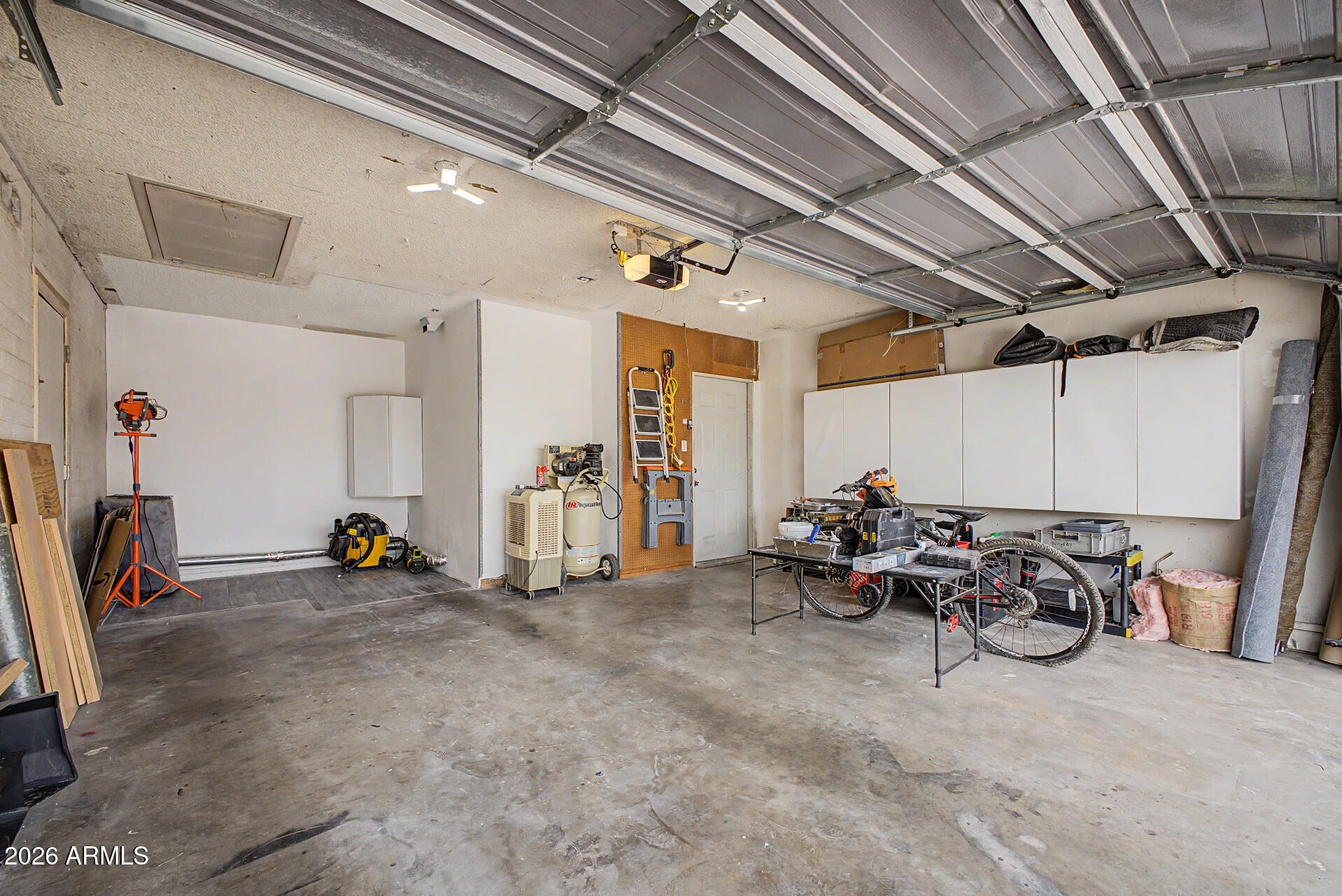 KNOELL NORTH 8 - Residential