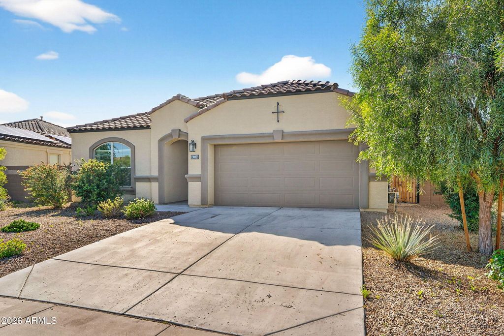 Photo of 30023 W Earll Drive, Buckeye, AZ 85396 (MLS # 6997498)