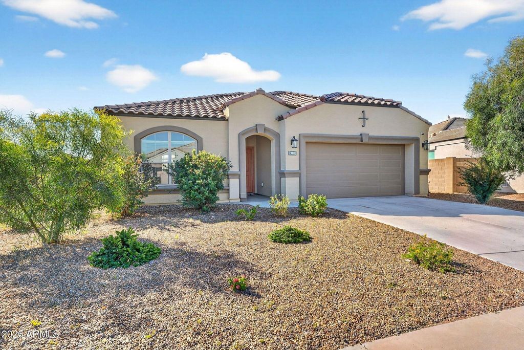 Photo of 30023 W Earll Drive, Buckeye, AZ 85396 (MLS # 6997498)
