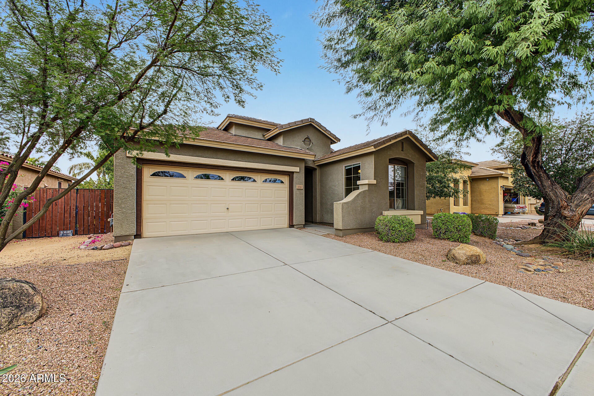 3382 E PACKARD Drive