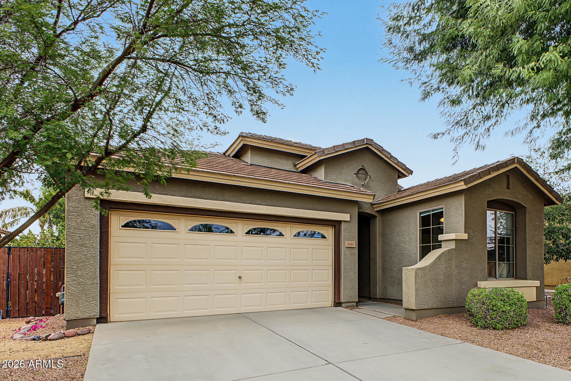 3382 E PACKARD Drive