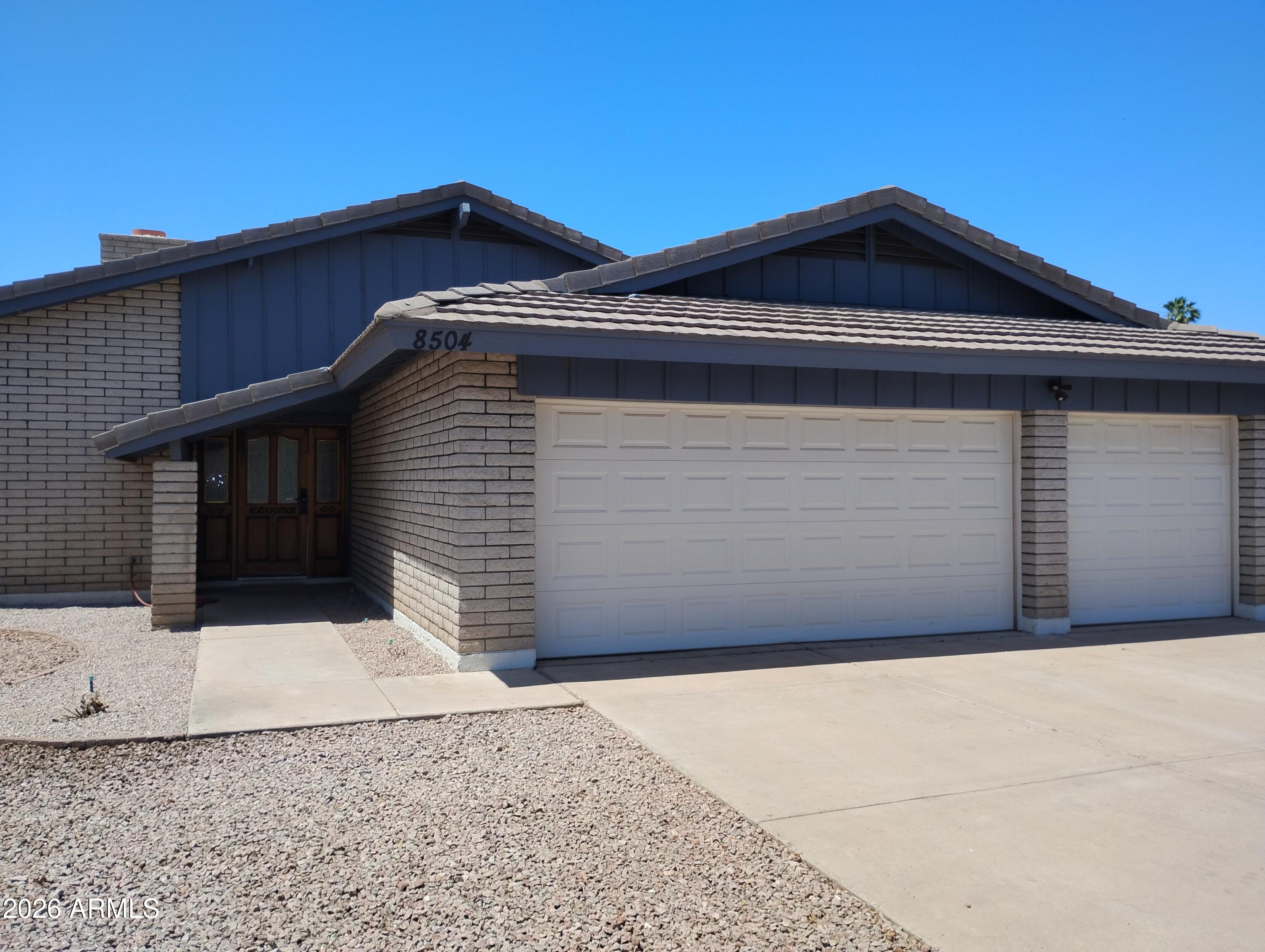 8504 N 50TH Drive