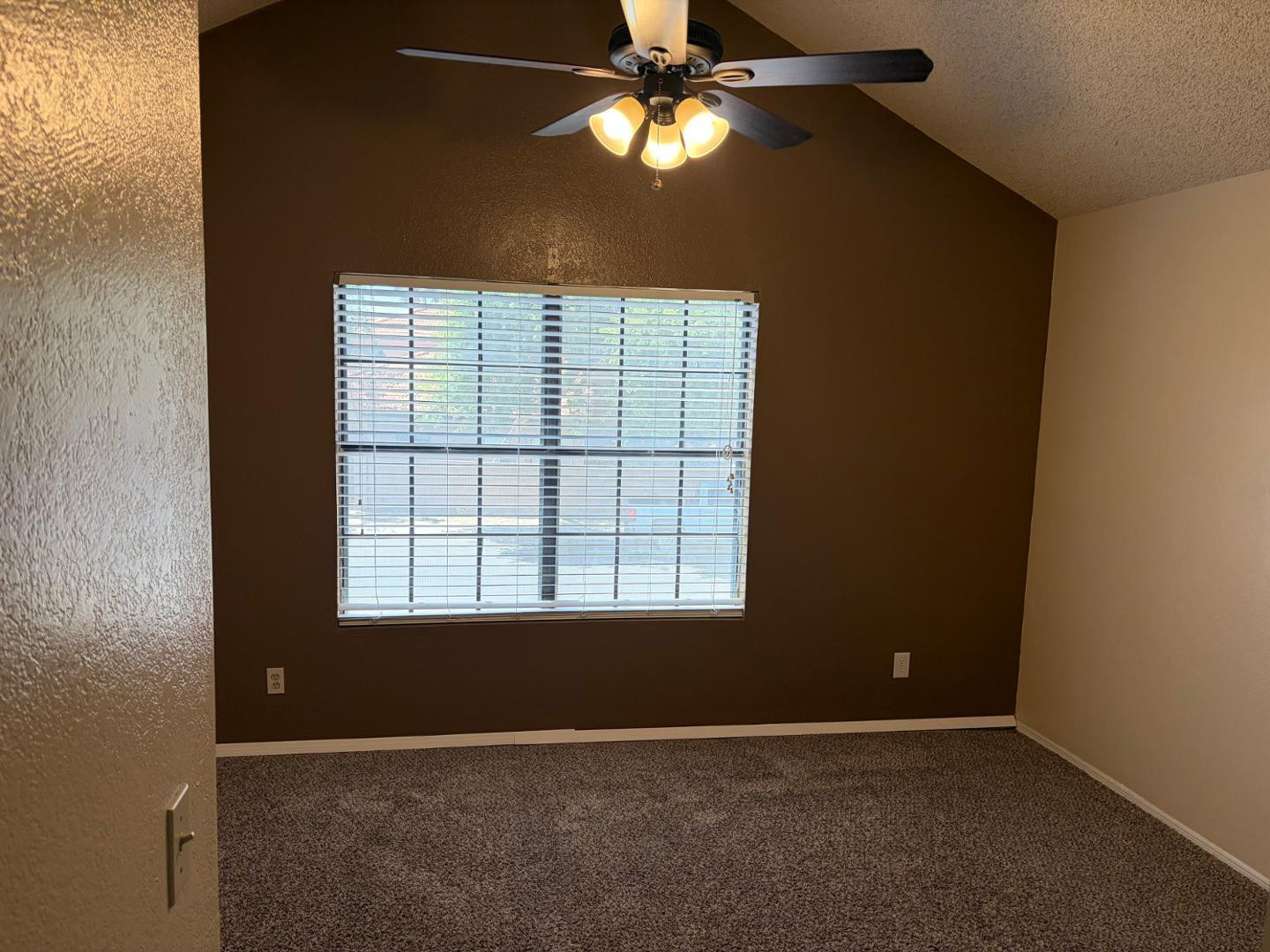 5704 E Aire Libre Avenue Unit 1086