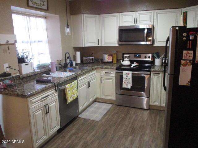 5704 E Aire Libre Avenue Unit 1086