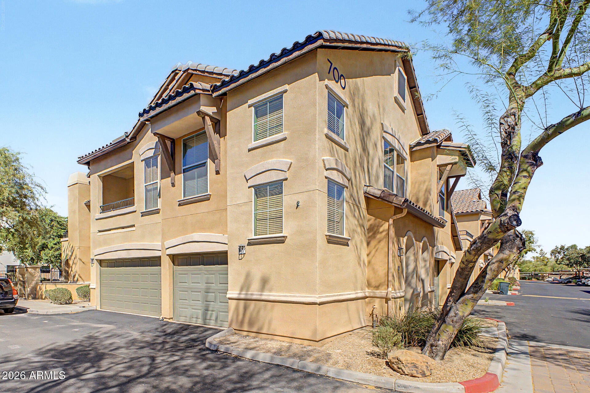 14575 W MOUNTAIN VIEW Boulevard 711