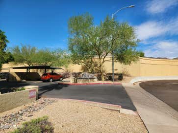 1880 E MORTEN Avenue 214 Phoenix AZ 85020