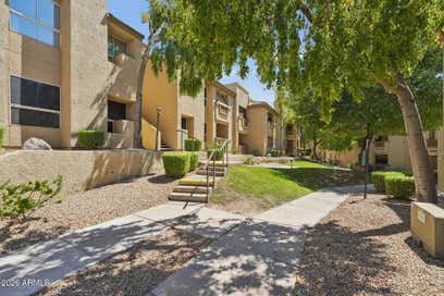 1880 E MORTEN Avenue 214 Phoenix AZ 85020