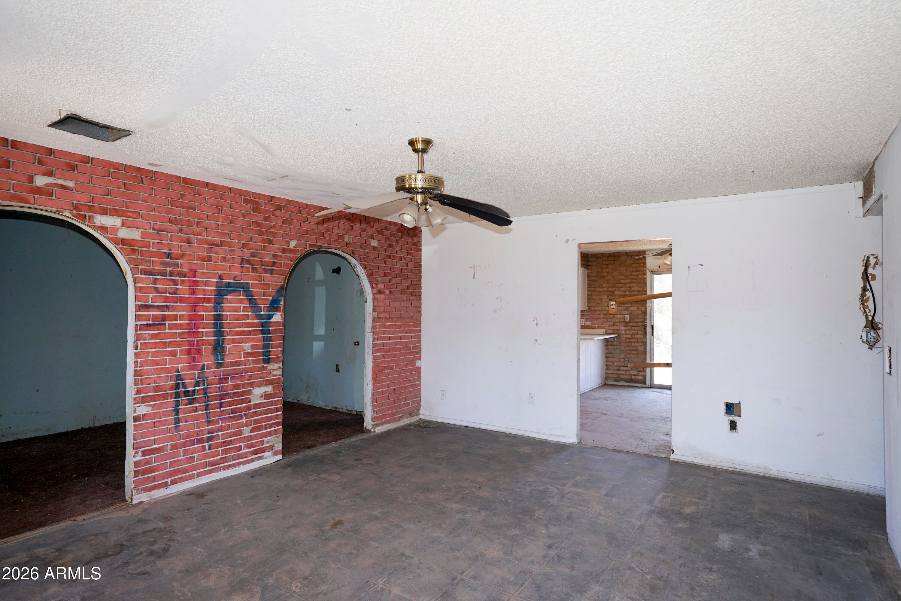 4838 W CORONADO Road