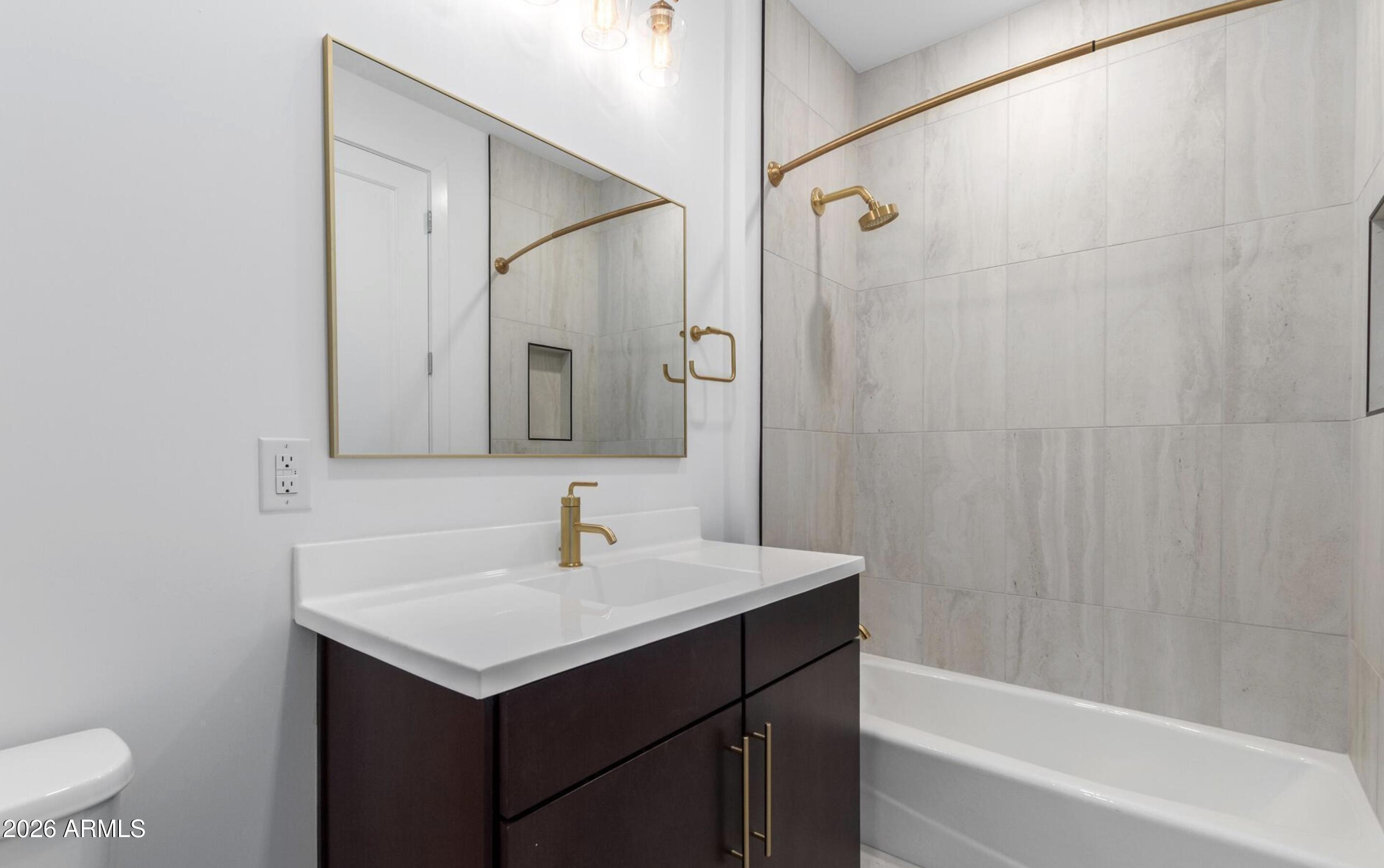 11300 N CASA DEGA Drive 1053