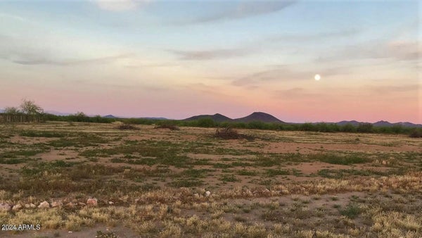 UNITED STATES HIGHWAY 60, AGUILA, AZ 85320 - Image cf00efe28ea1997539aeb5545940b46f/2563831128