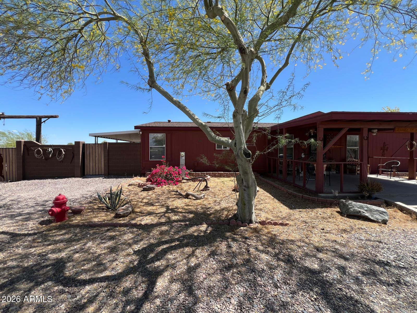 19743 W PALM Lane