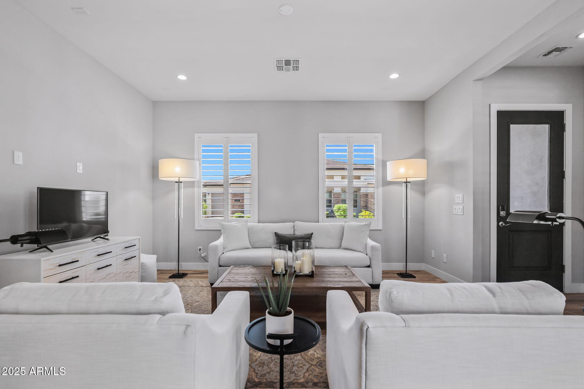 11217 N BLAKELY Street