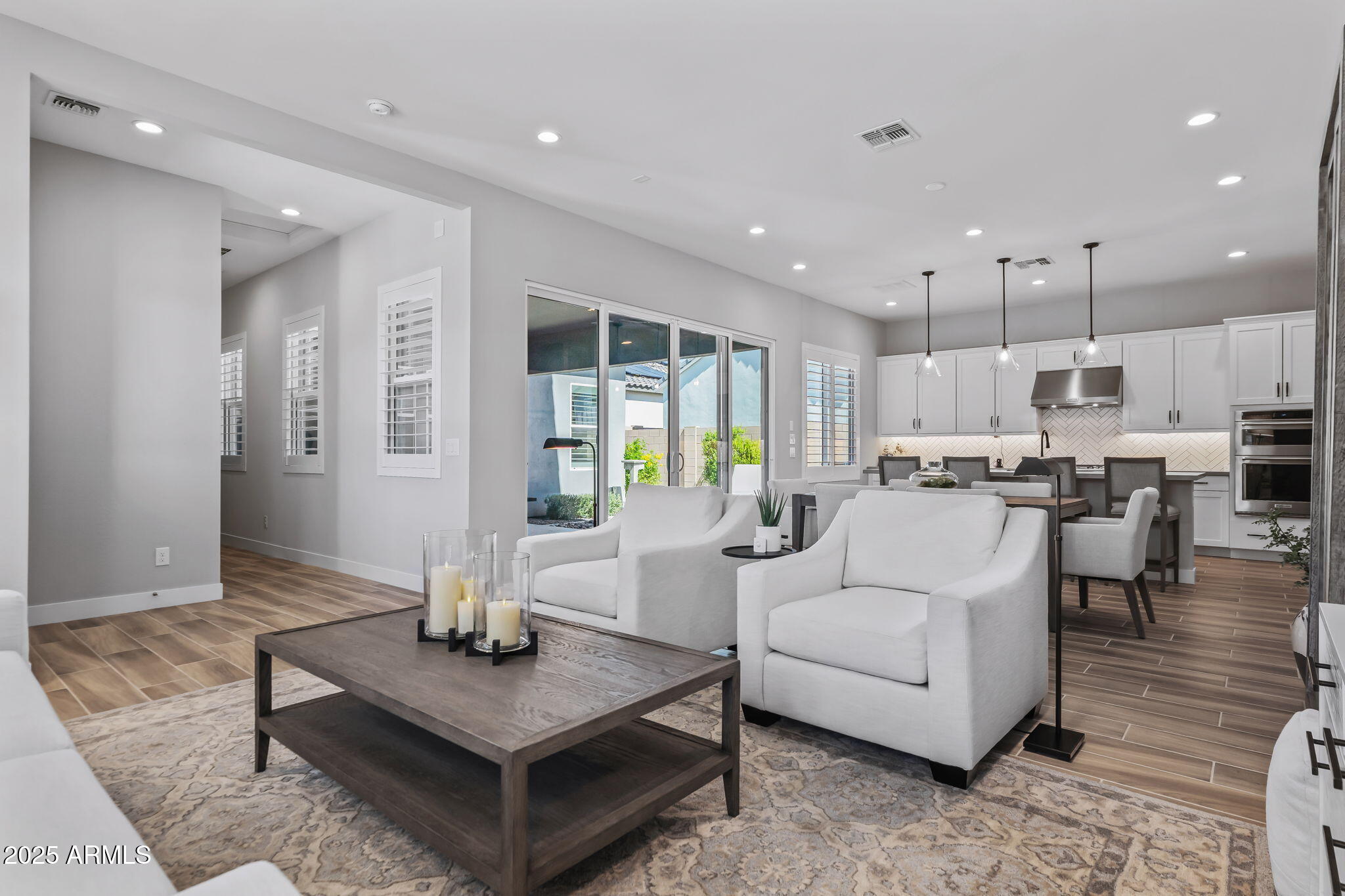 11217 N BLAKELY Street