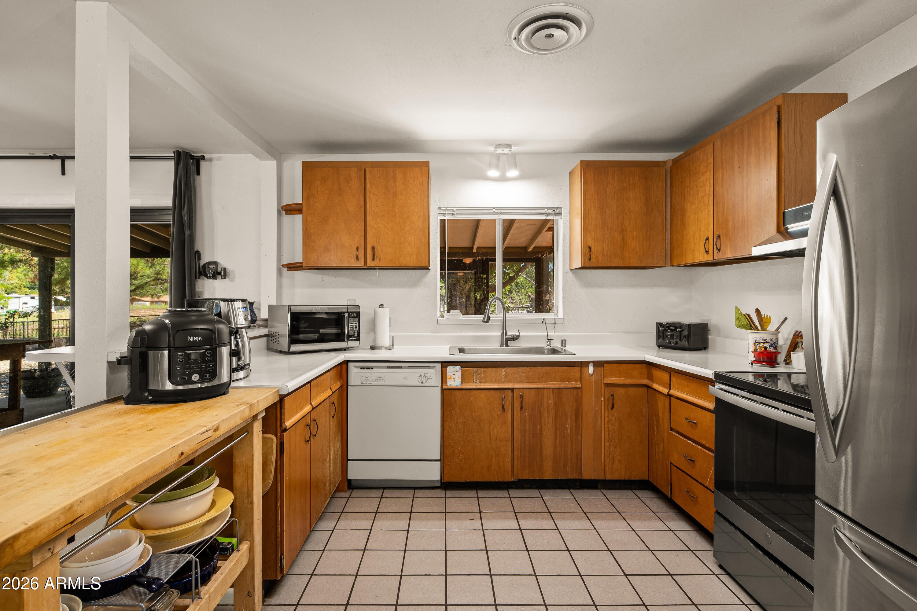 3520 E Yuma Drive