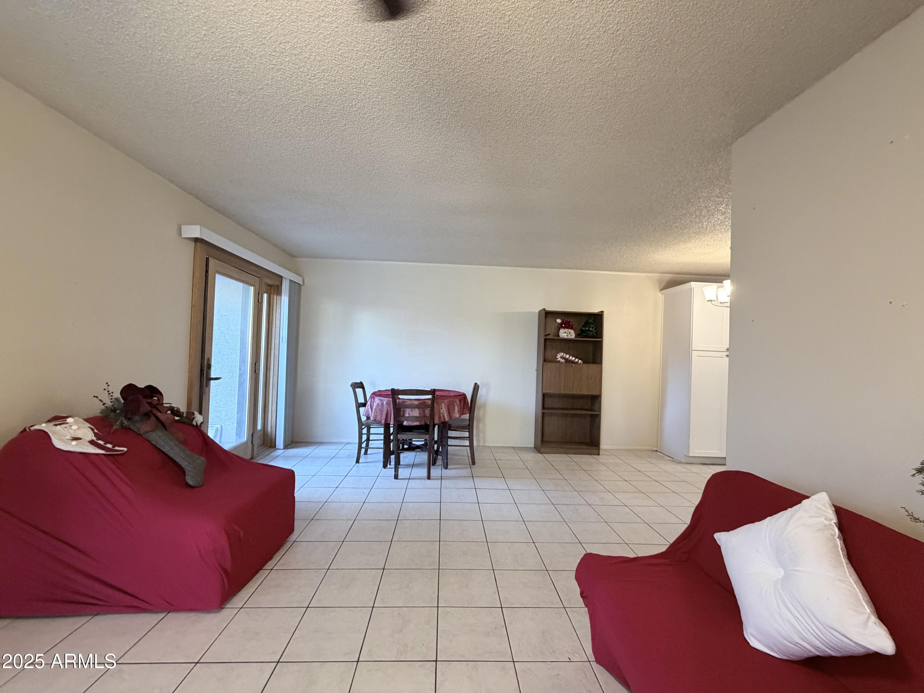 5046 W NEW WORLD Drive