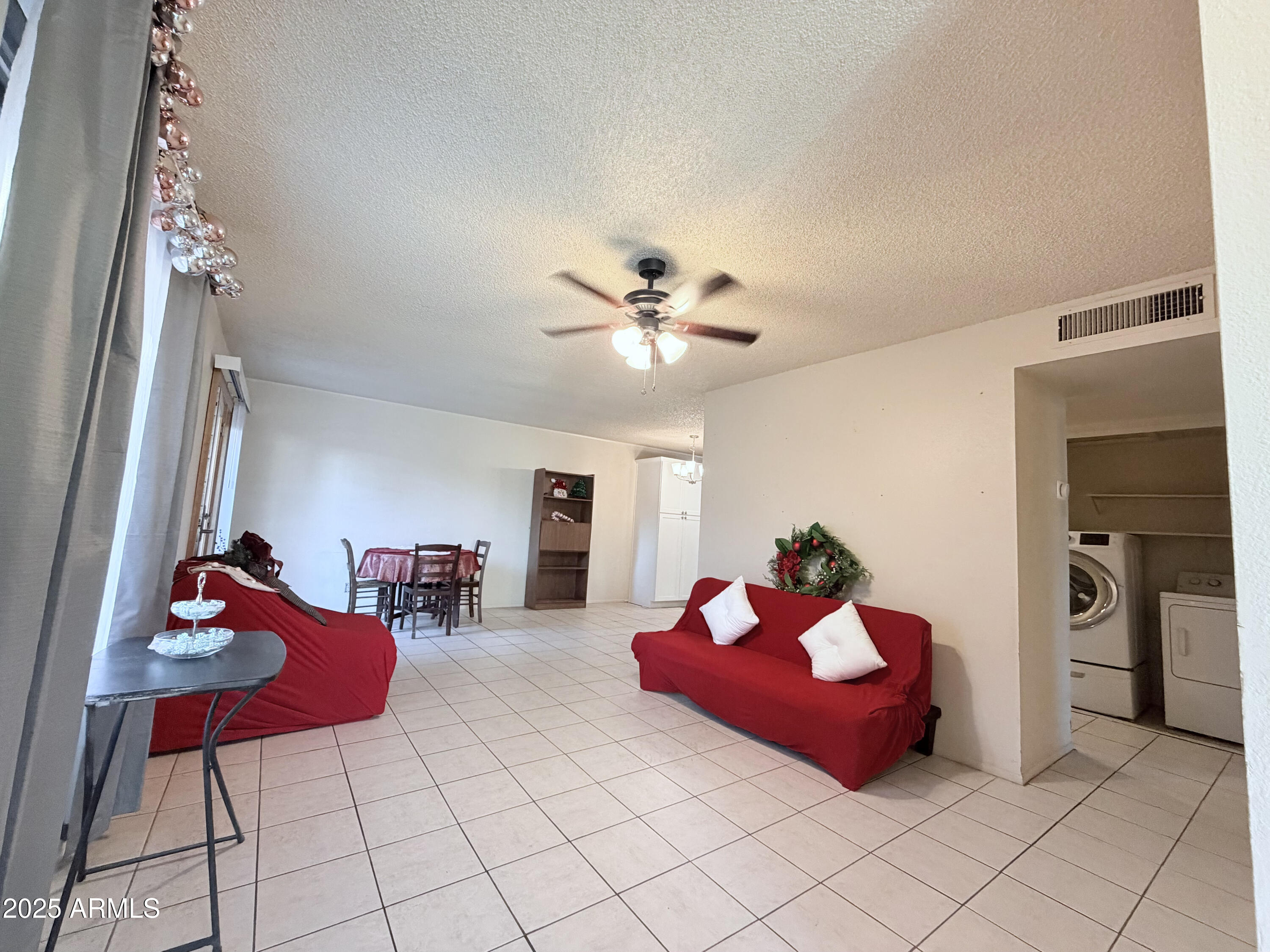 5046 W NEW WORLD Drive