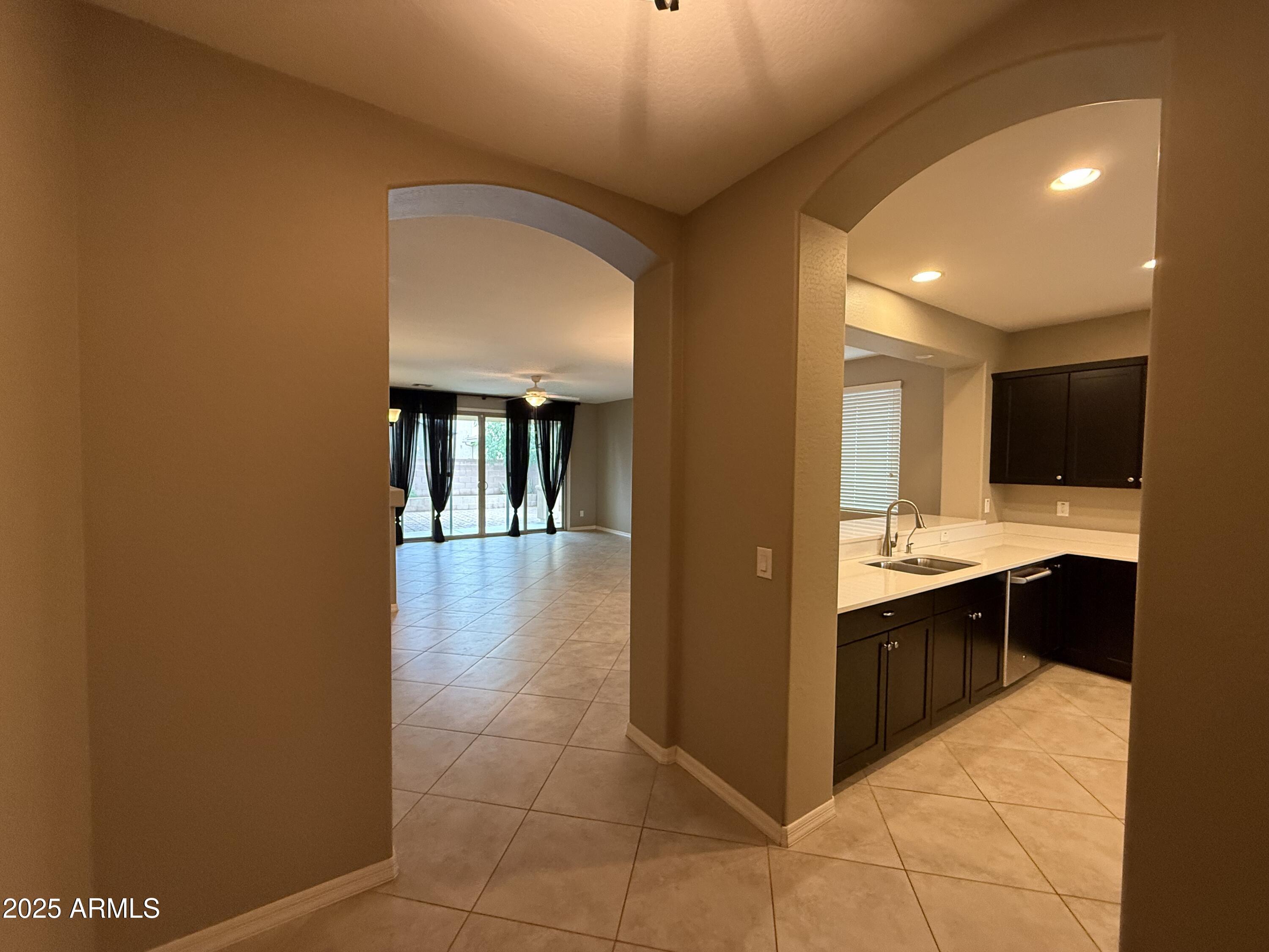 276 E COCONINO Drive