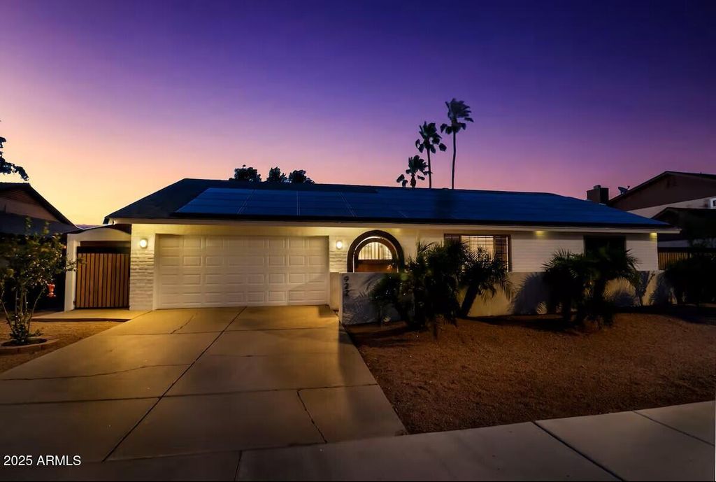 Photo of 922 W Monte Avenue, Mesa, AZ 85210 (MLS # 6952307)