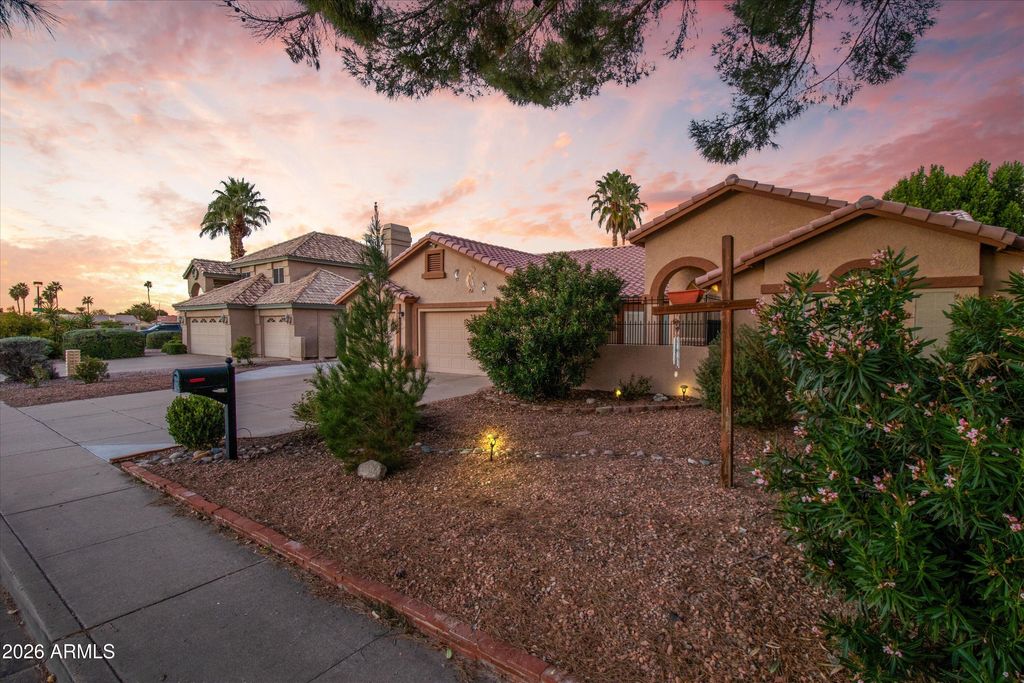 Photo of 2240 E Kenwood Street, Mesa, AZ 85213 (MLS # 6973394)