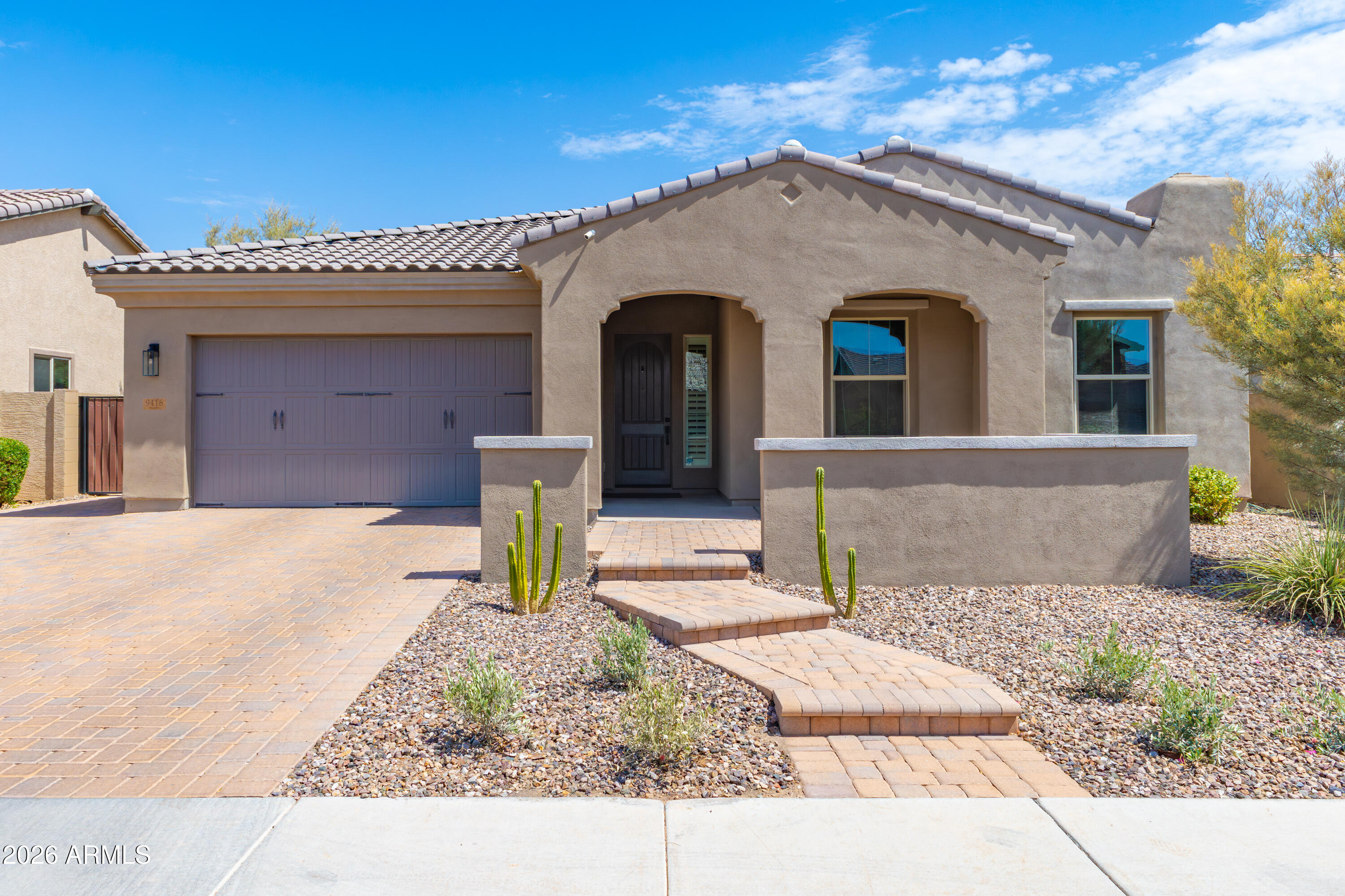 9416 W PARKSIDE Lane