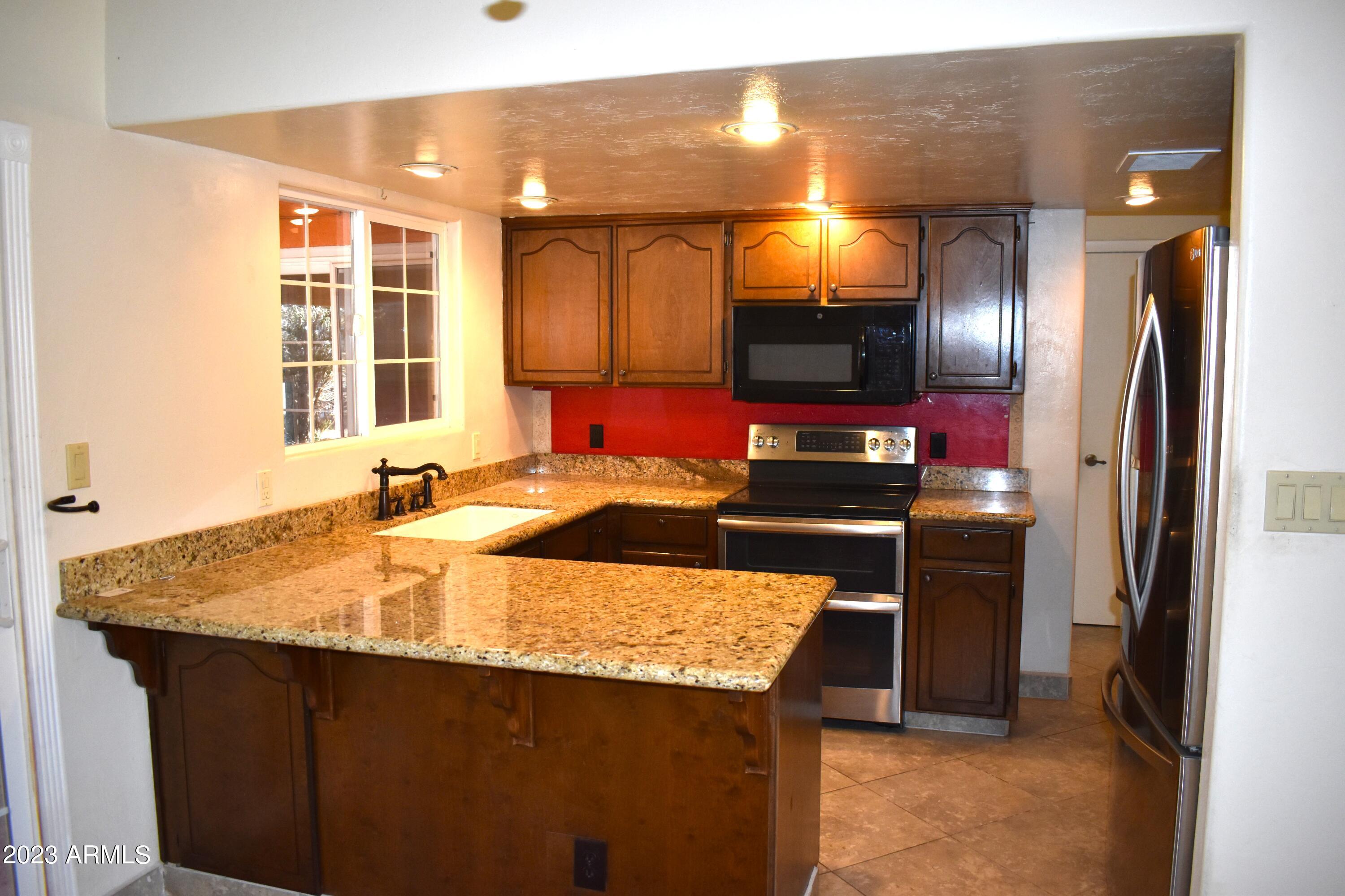 TRACT UNIT 115 AMD - Residential