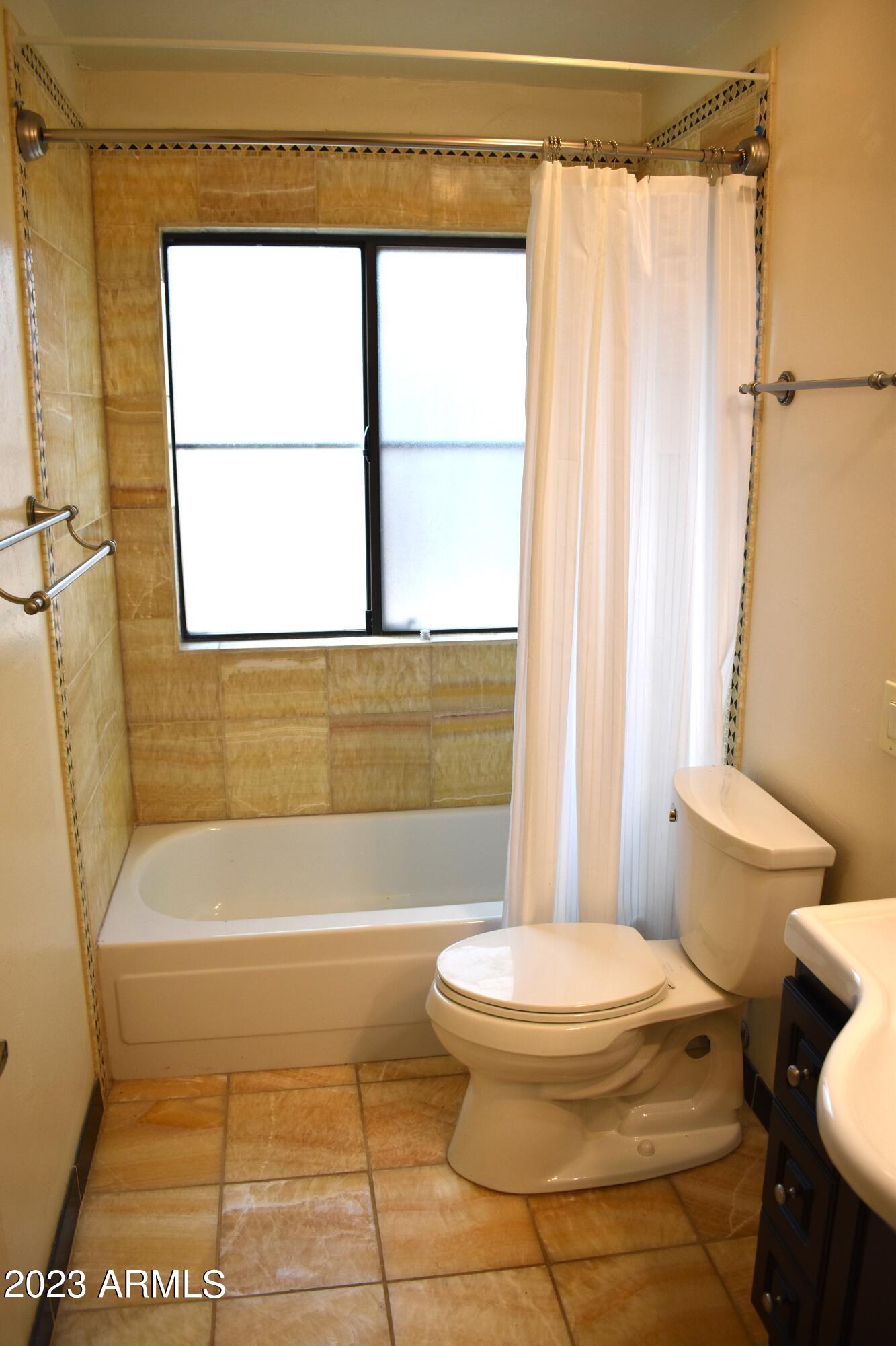 TRACT UNIT 115 AMD - Residential