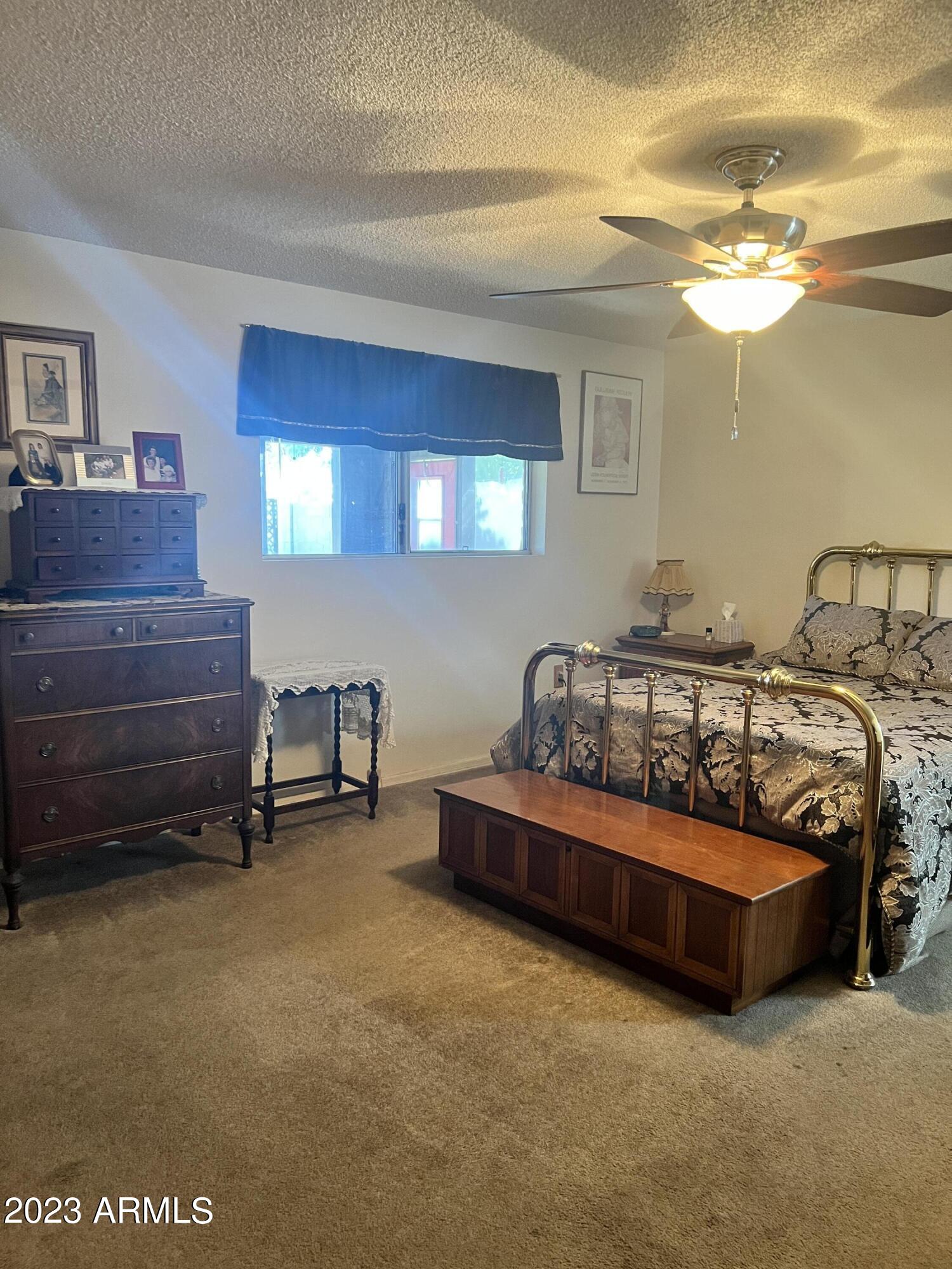 TOWN & COUNTRY ESTATES - Residential