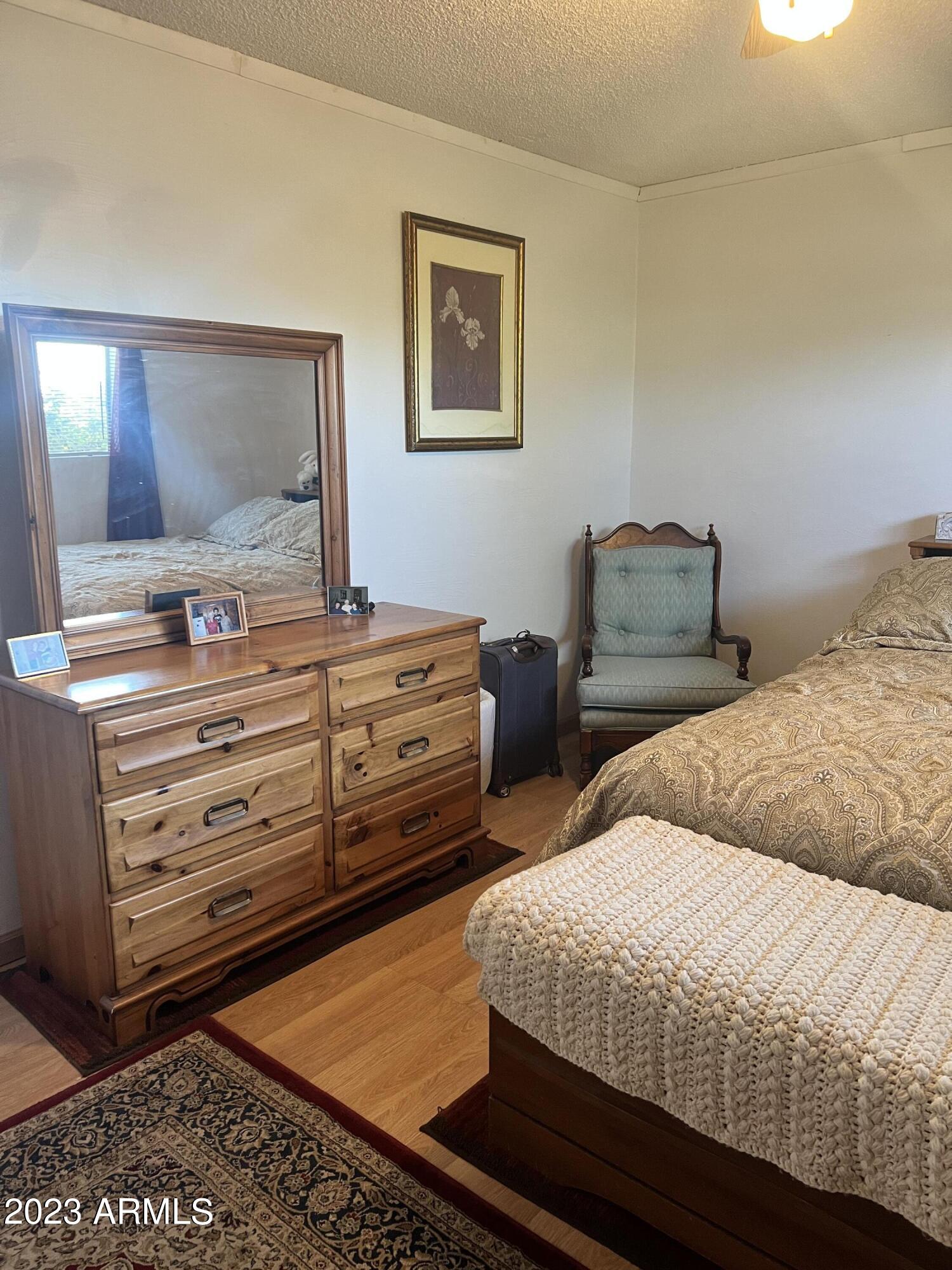 TOWN & COUNTRY ESTATES - Residential