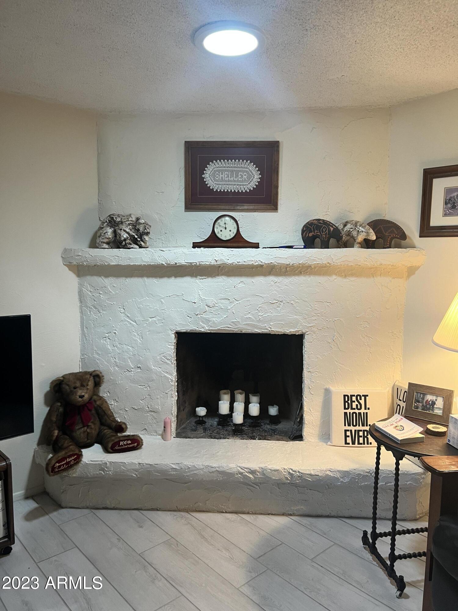 TOWN & COUNTRY ESTATES - Residential