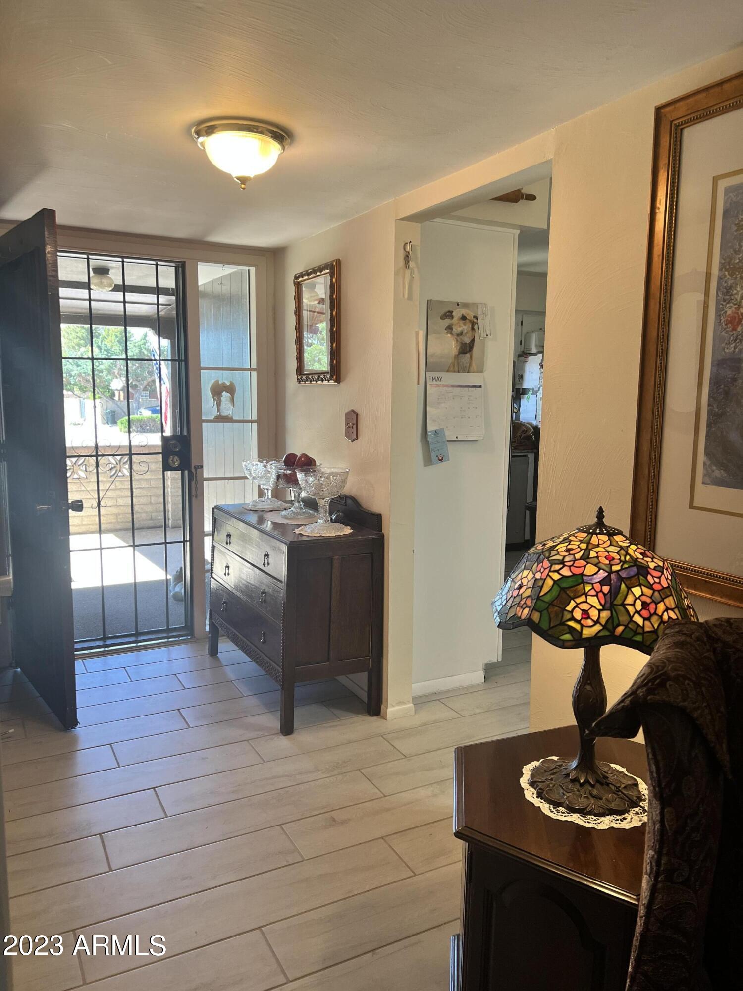 TOWN & COUNTRY ESTATES - Residential