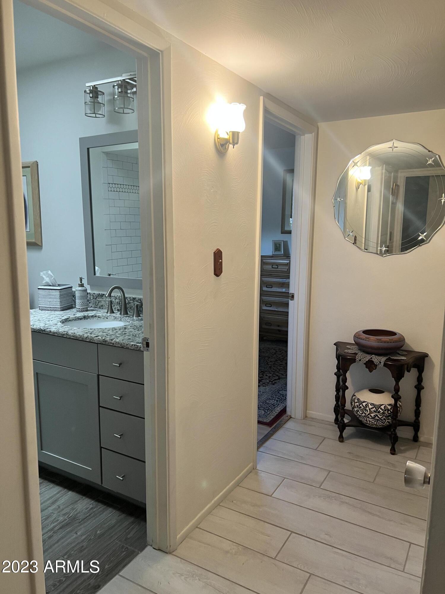 TOWN & COUNTRY ESTATES - Residential