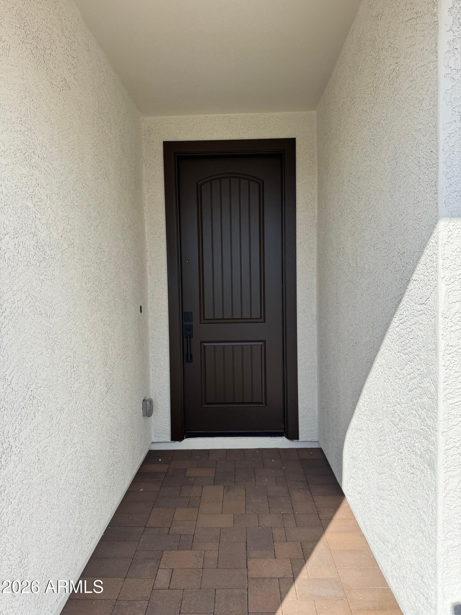 7606 W SMOKETREE Drive