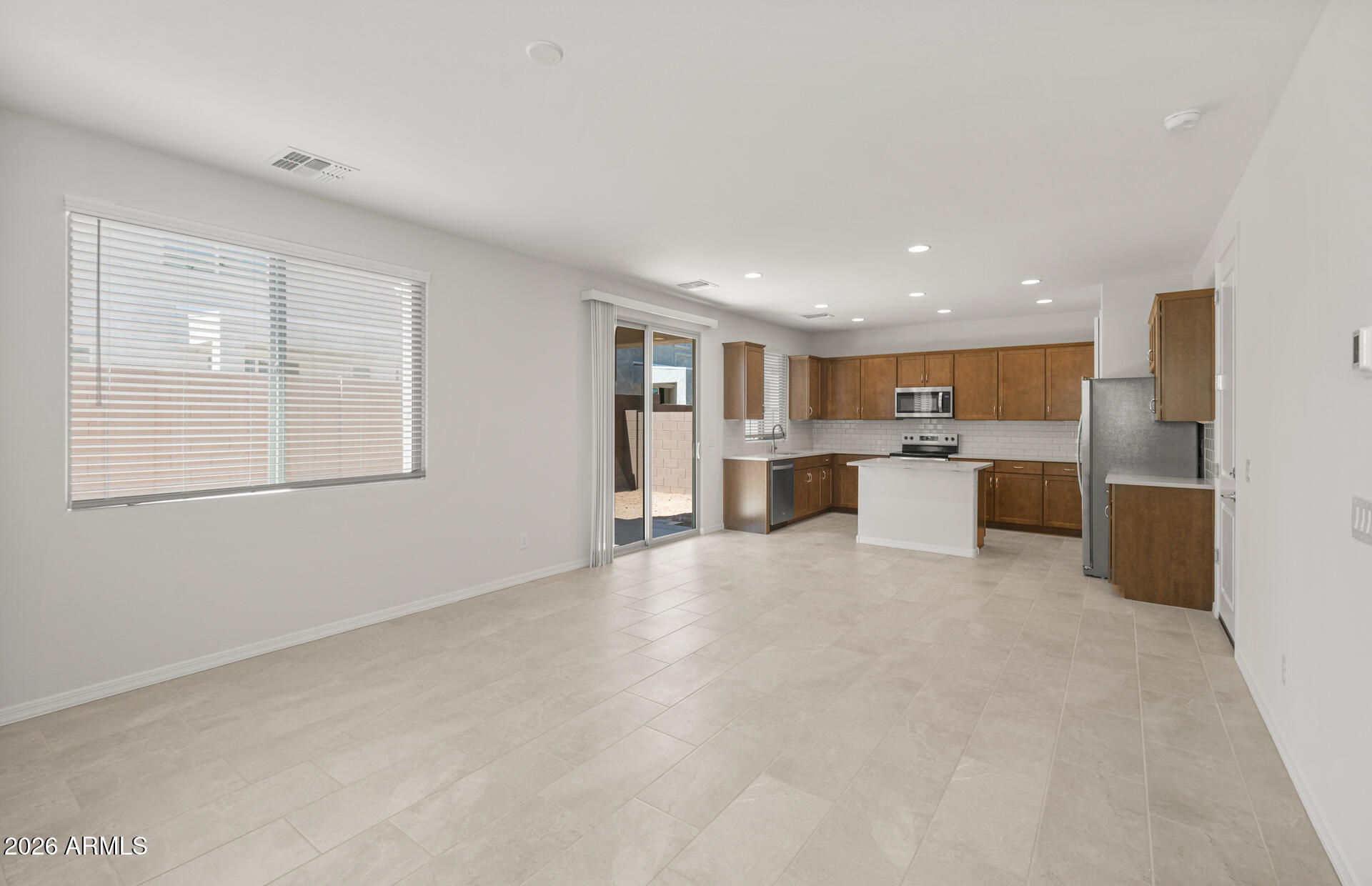 16505 W WHISPERING WIND Drive