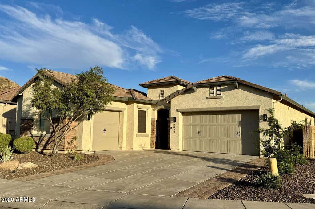Photo of 2031 W Chimney Rock Road, Phoenix, AZ 85085 (MLS # 7039339)