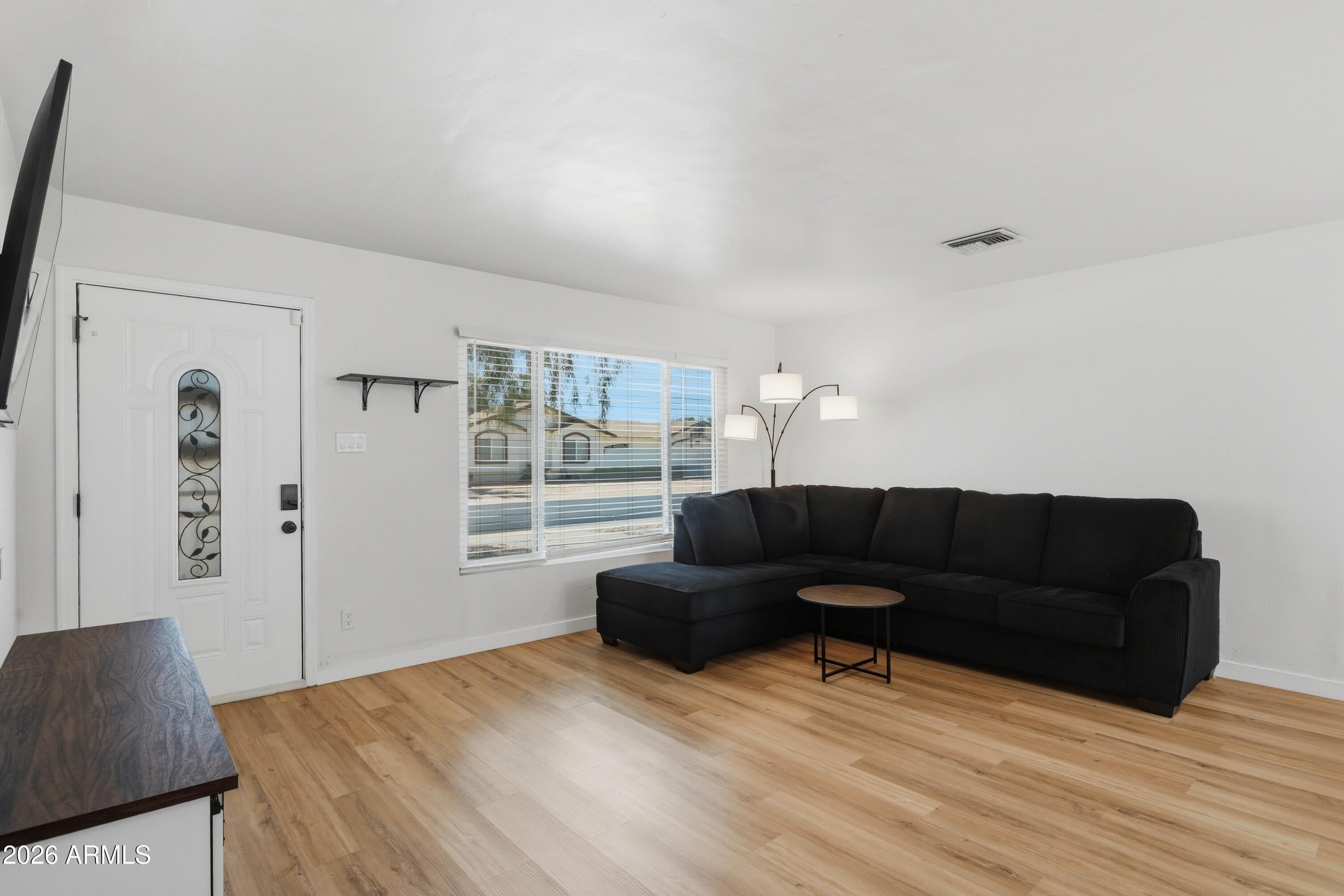 8536 E ROANOKE Avenue