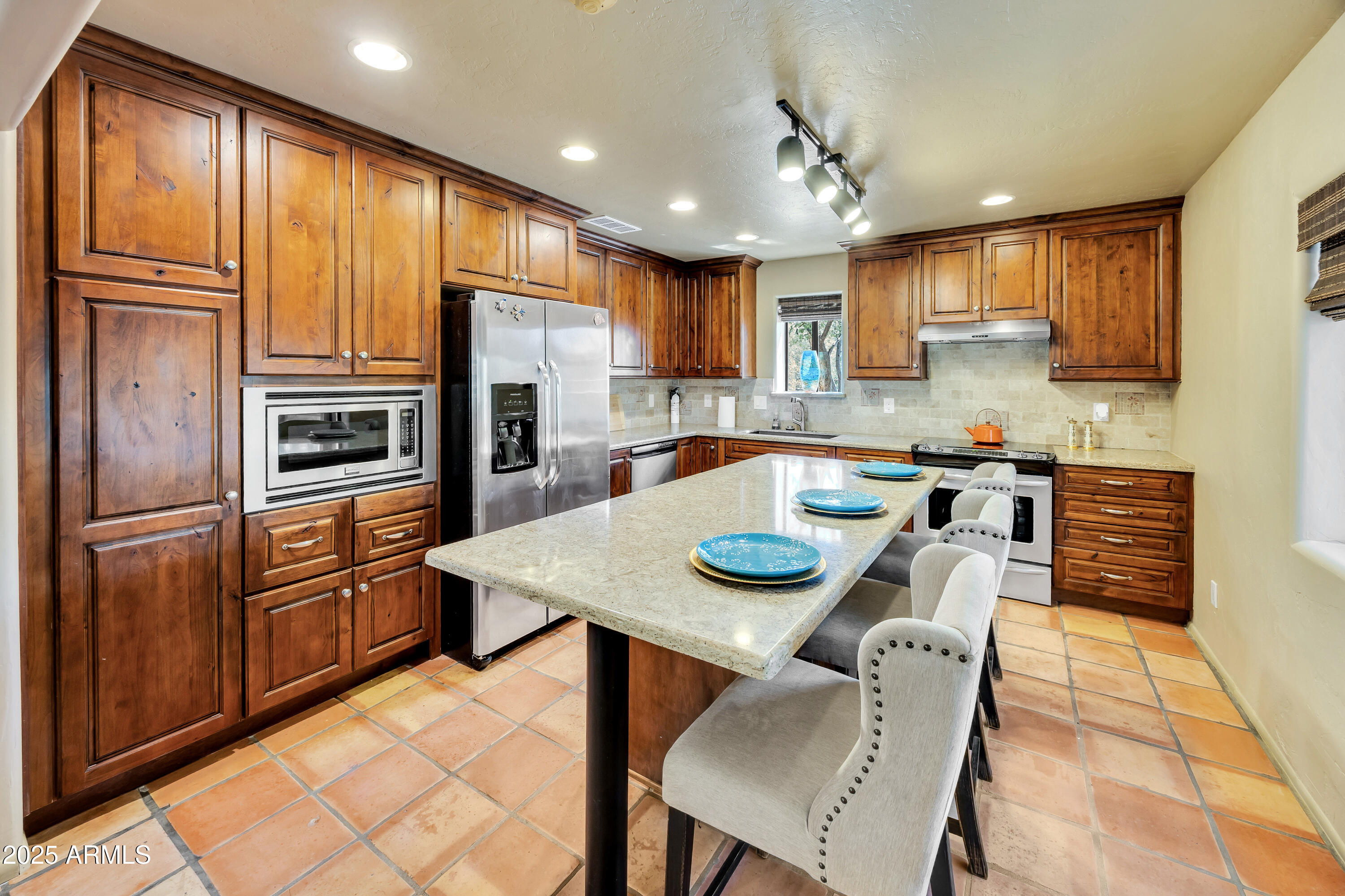 Historic area by Creek, M & B - Residential