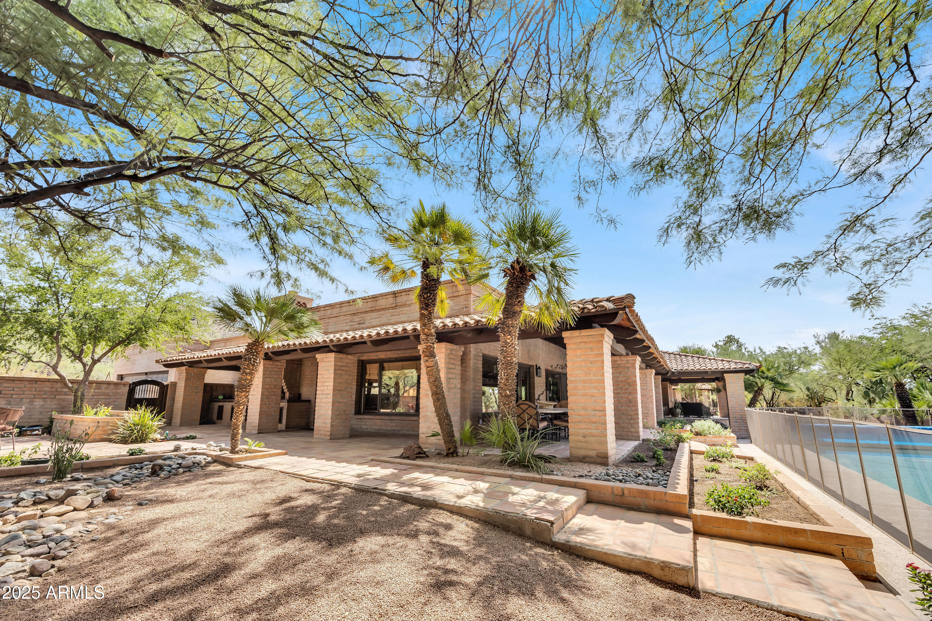Historic area by Creek, M & B - Residential