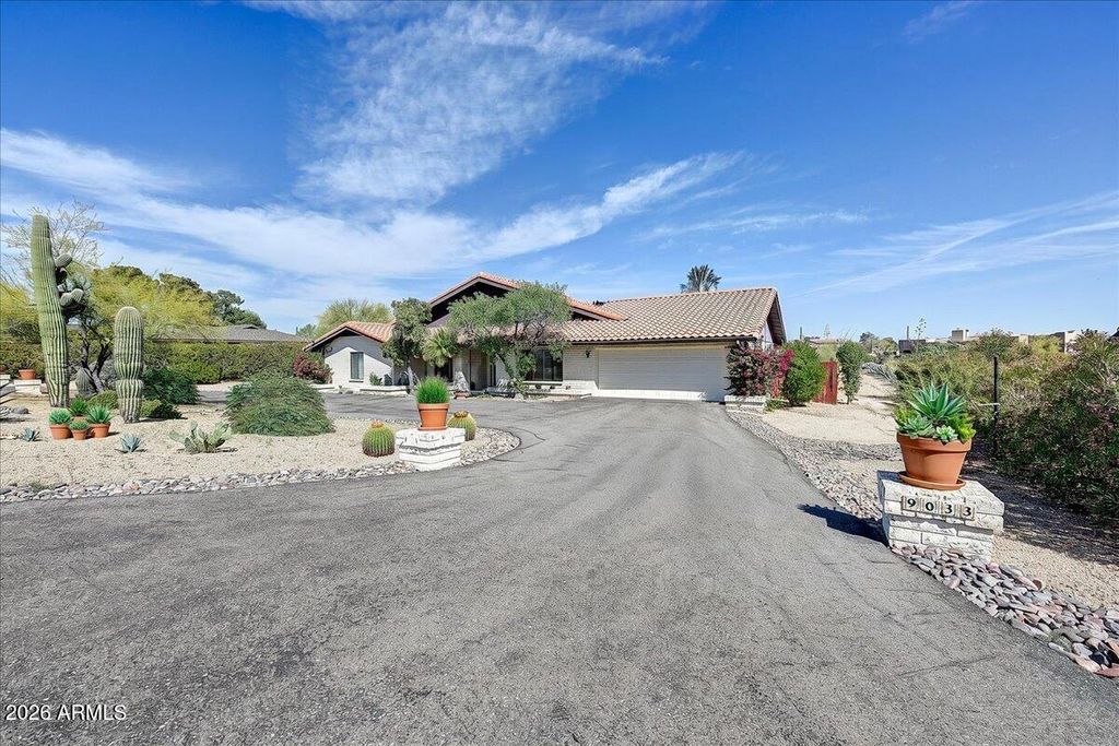 Photo of 9033 E Lazywood Place, Carefree, AZ 85377 (MLS # 7034881)
