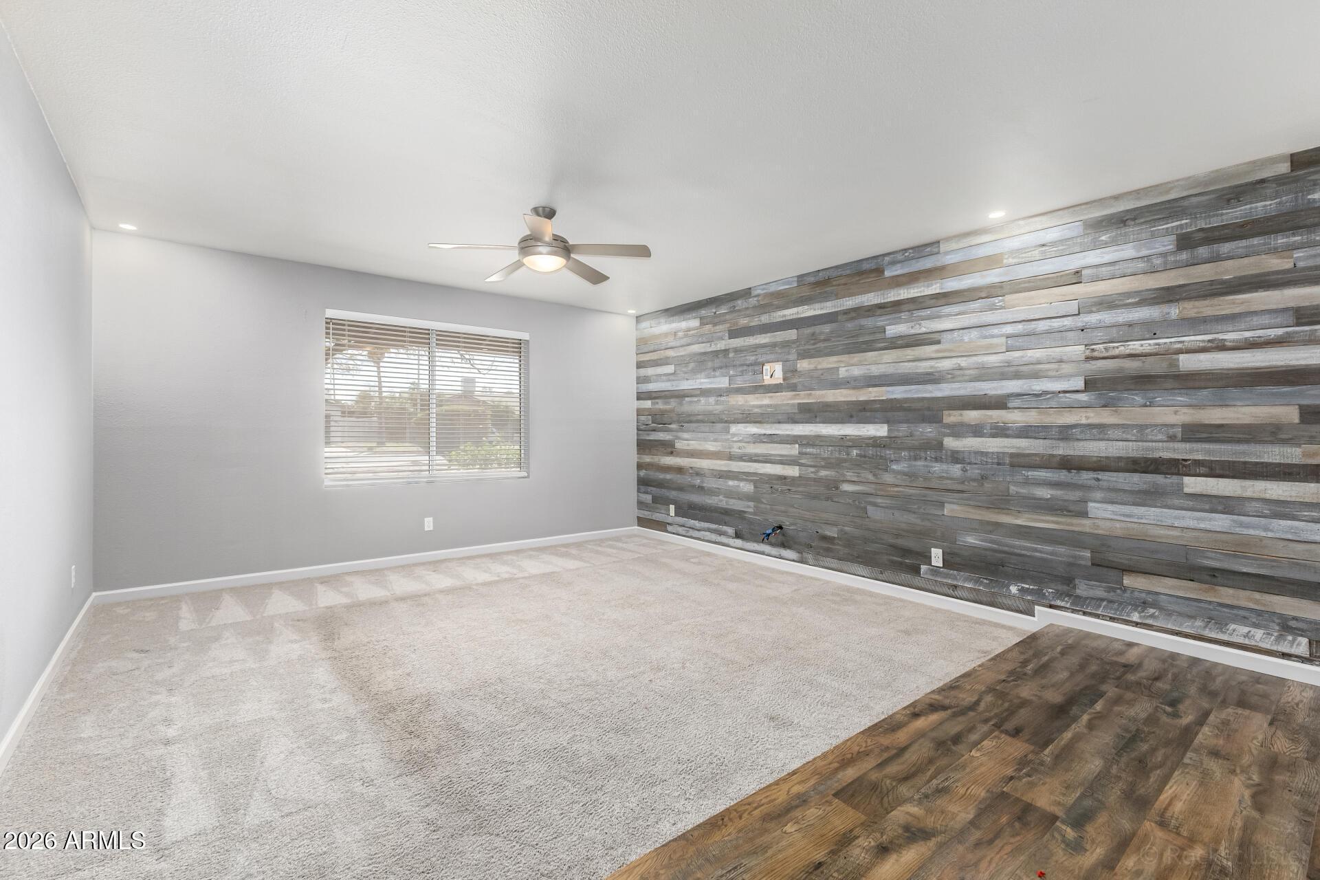 1340 E Garnet Circle