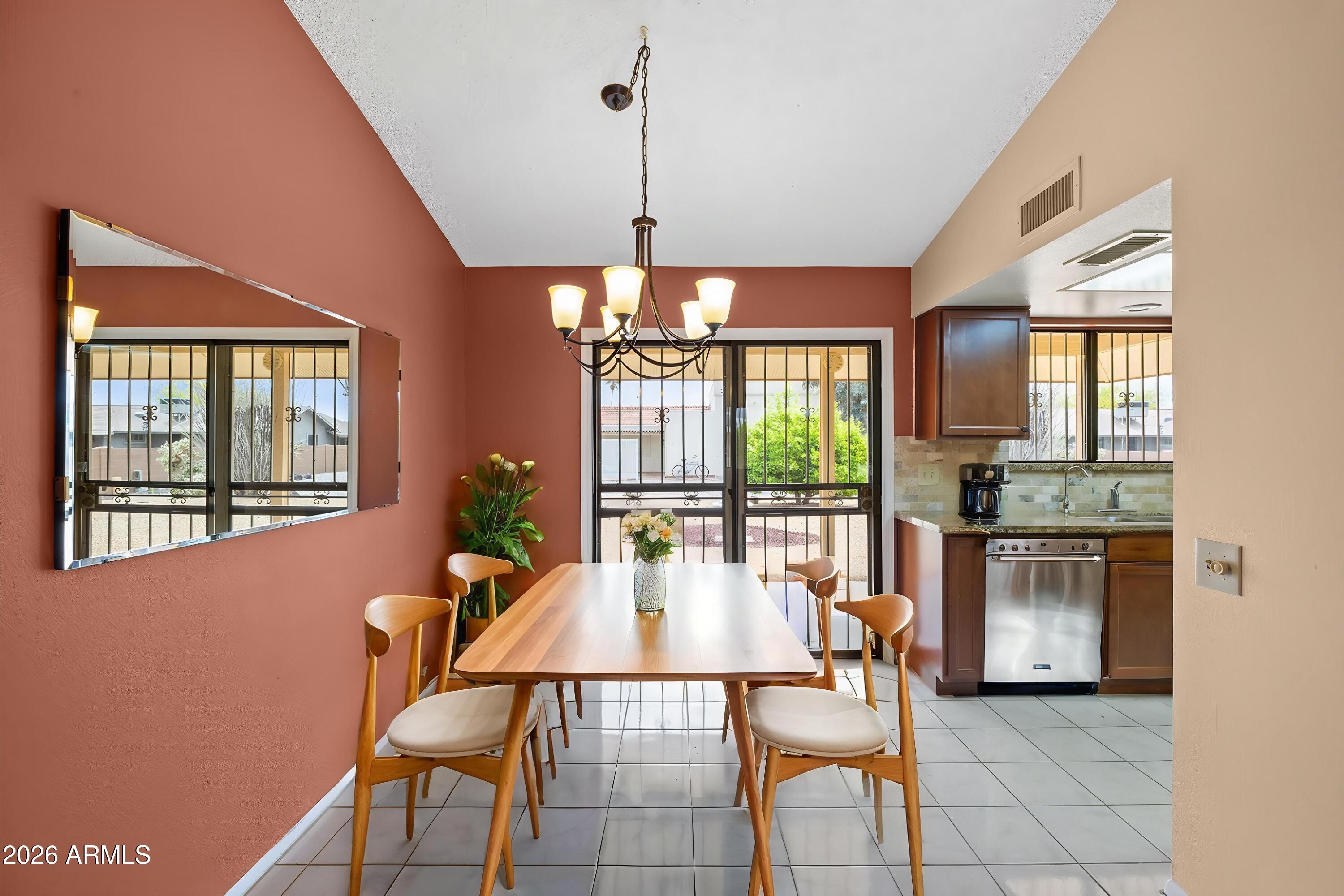 21007 N SUNGLOW Drive