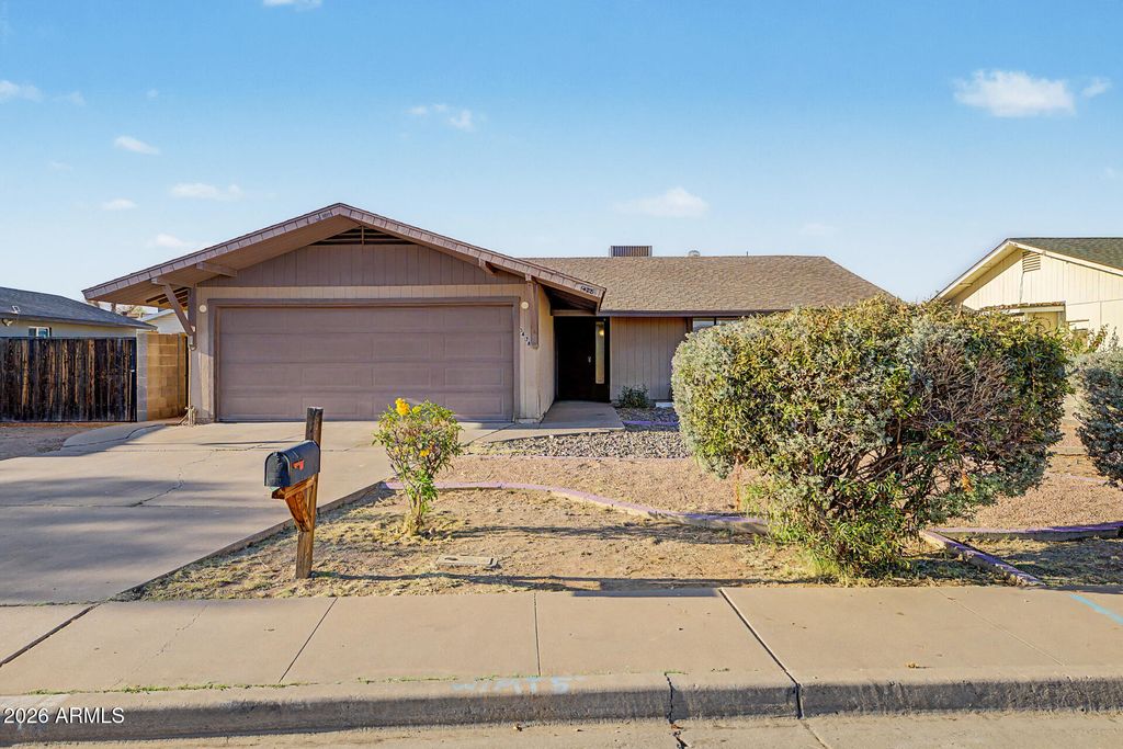 Photo of 1428 E Harmony Avenue, Mesa, AZ 85204 (MLS # 7021907)