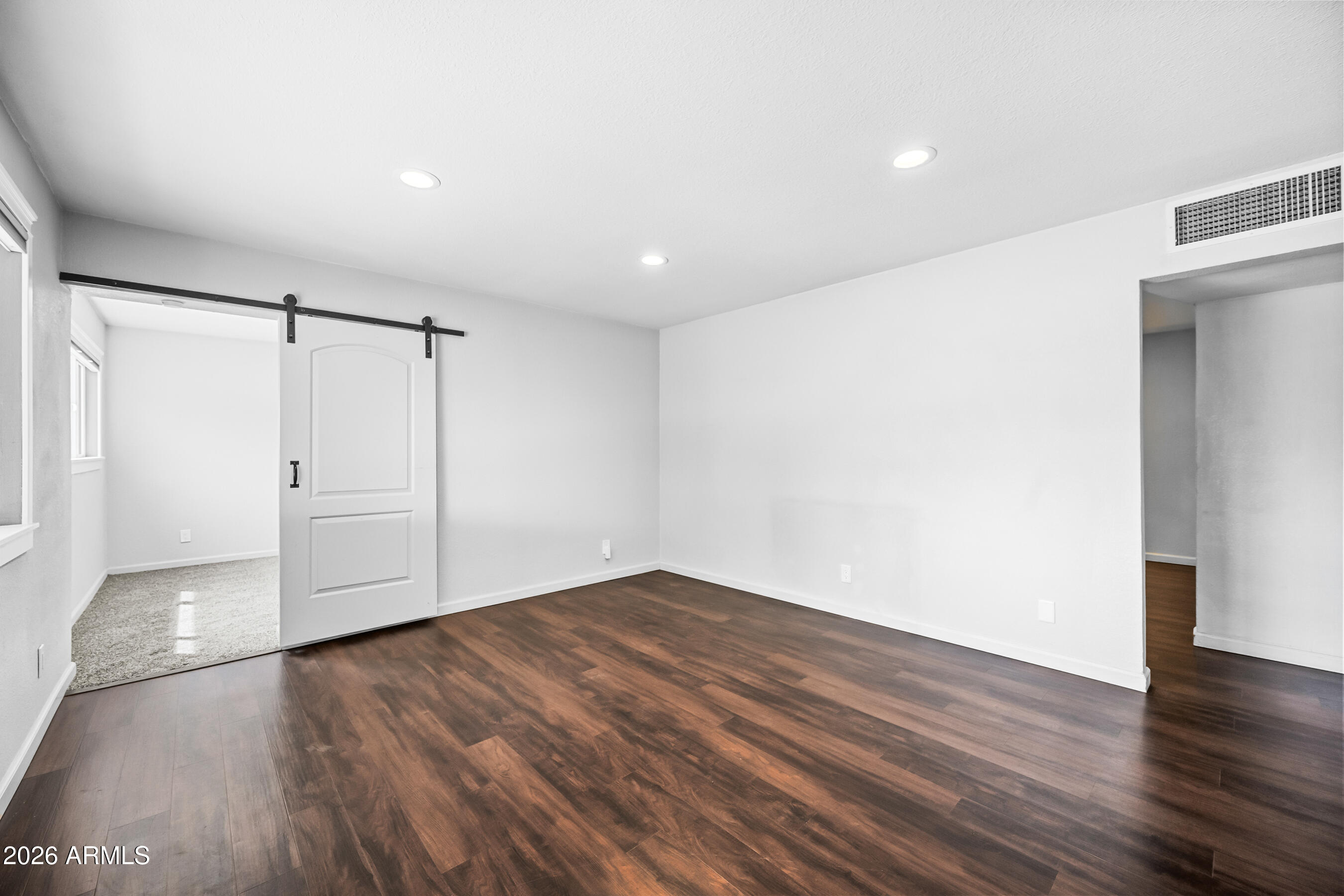 7532 E ROOSEVELT Street