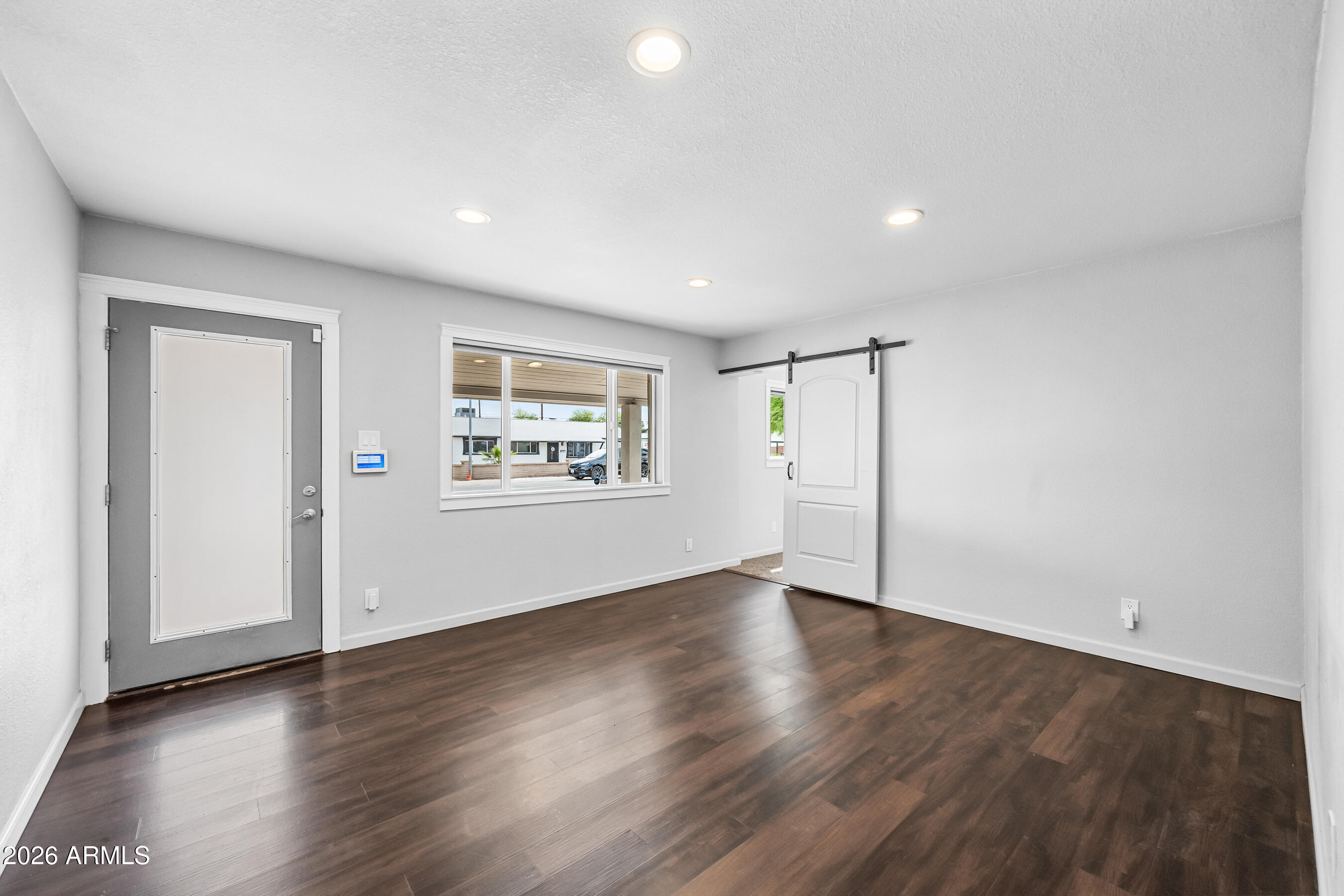 7532 E ROOSEVELT Street