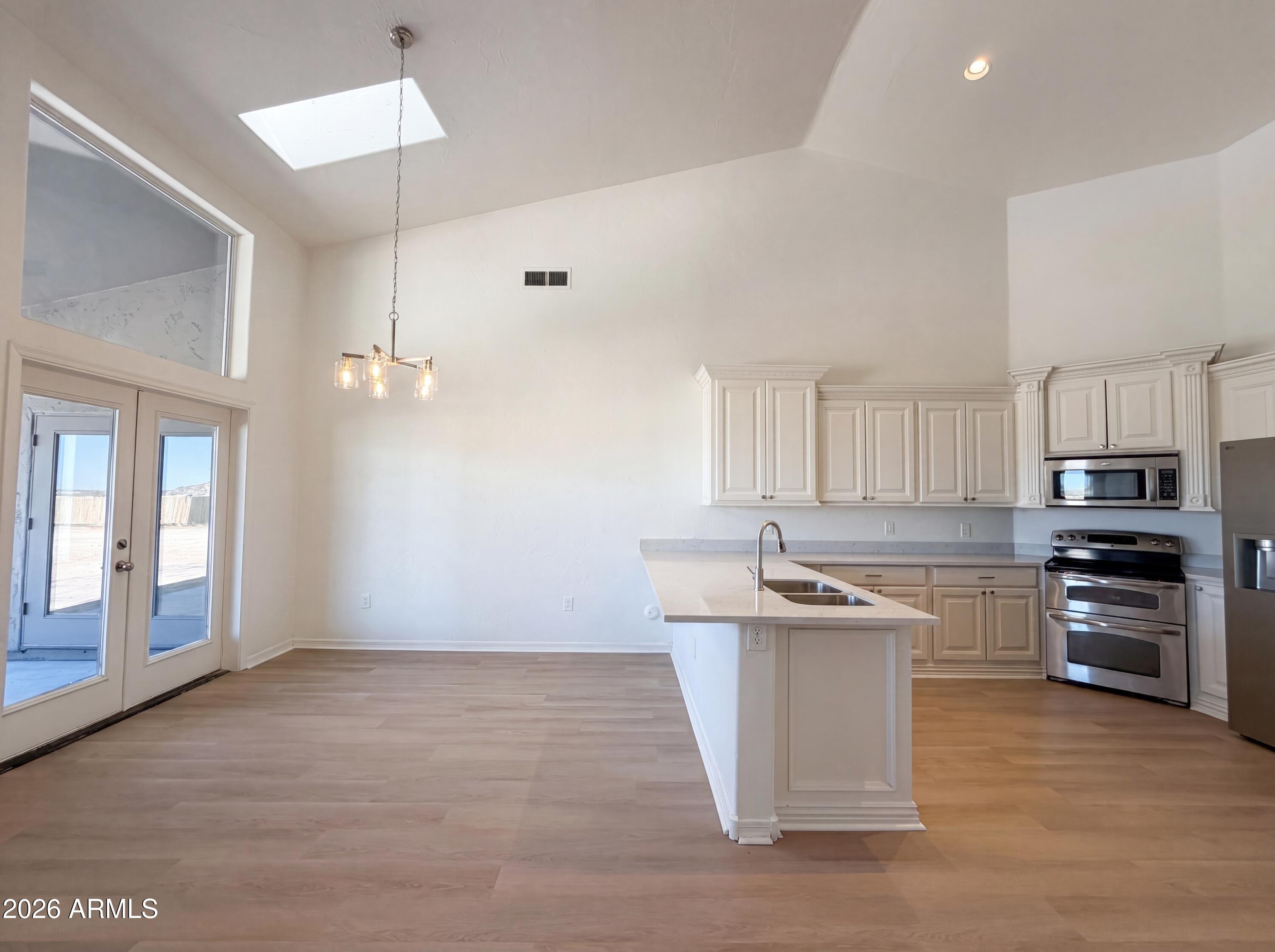 54574 W COYOTE DEN --