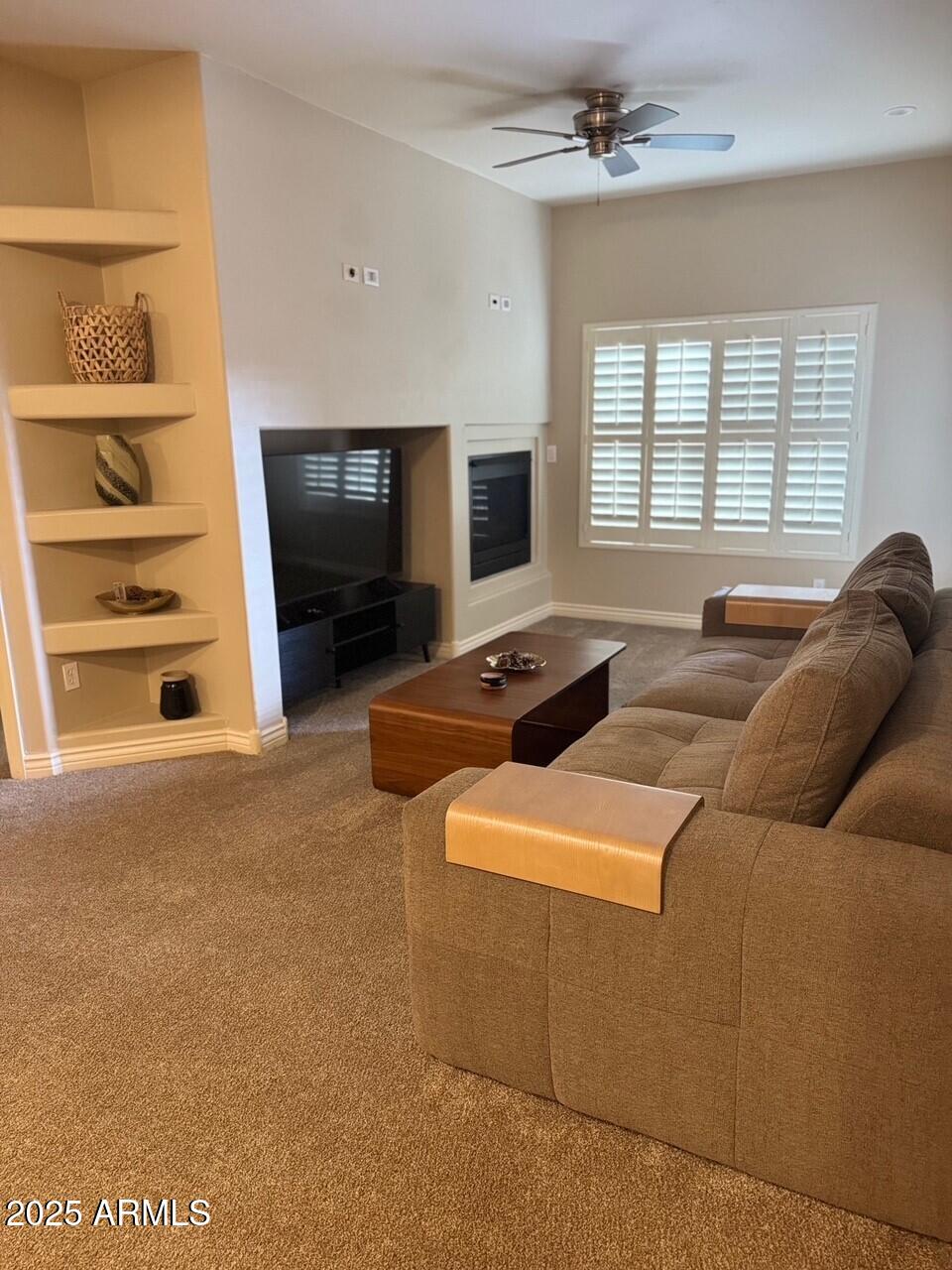 5350 E DEER VALLEY Drive 3242