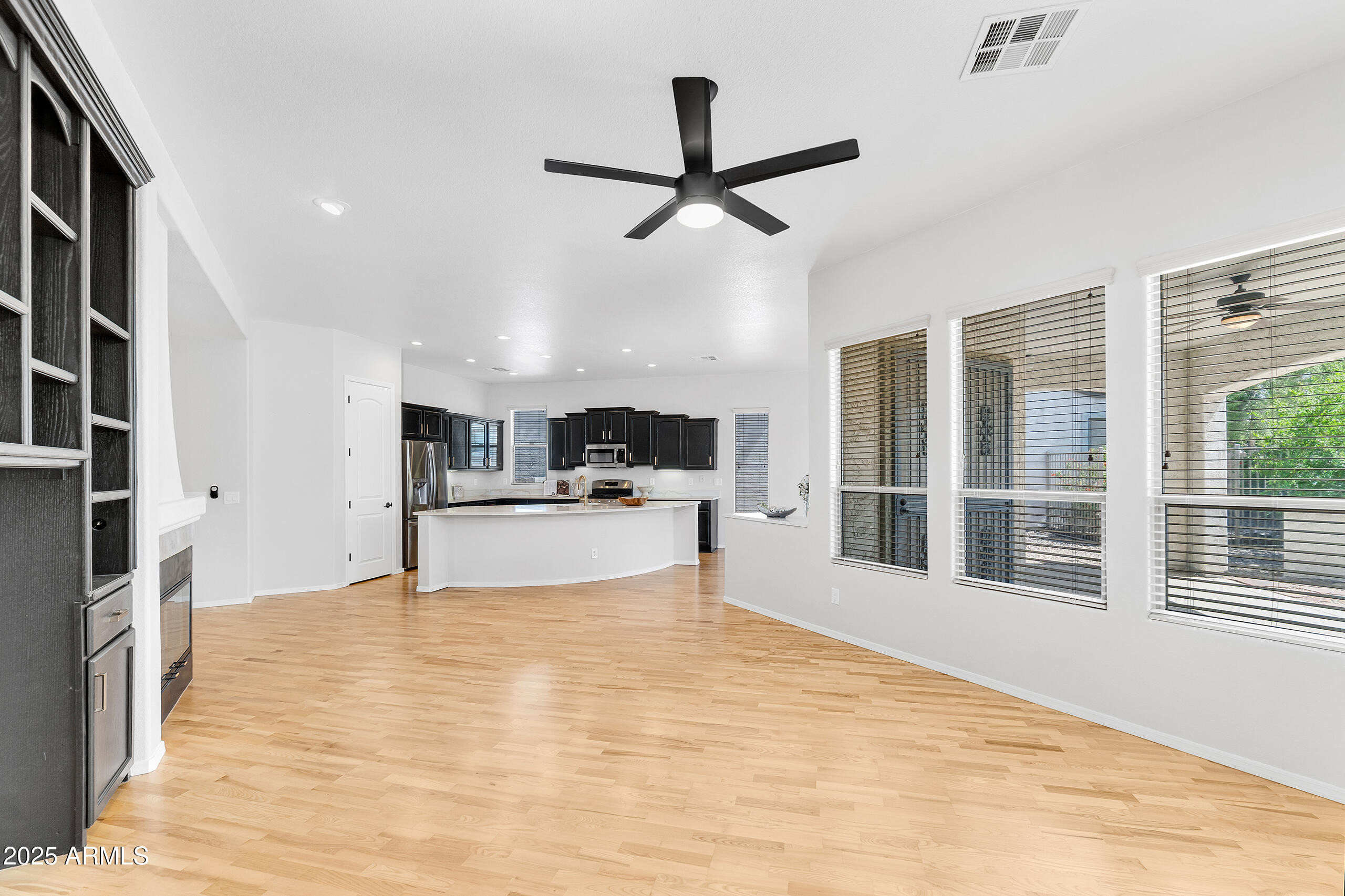 5312 S CITRUS Court