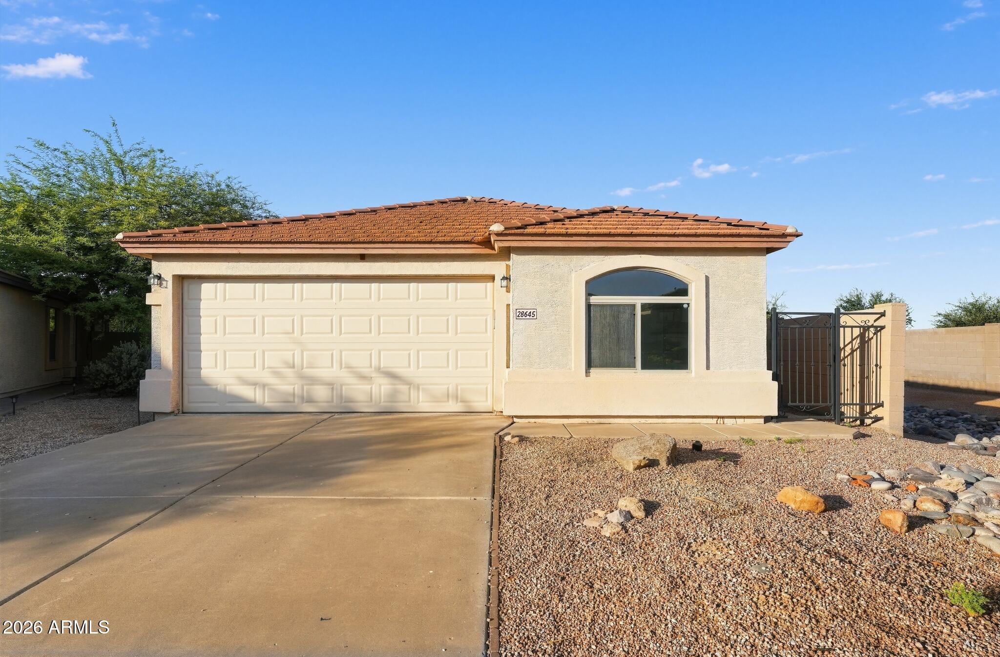 28645 N DOLOMITE Lane